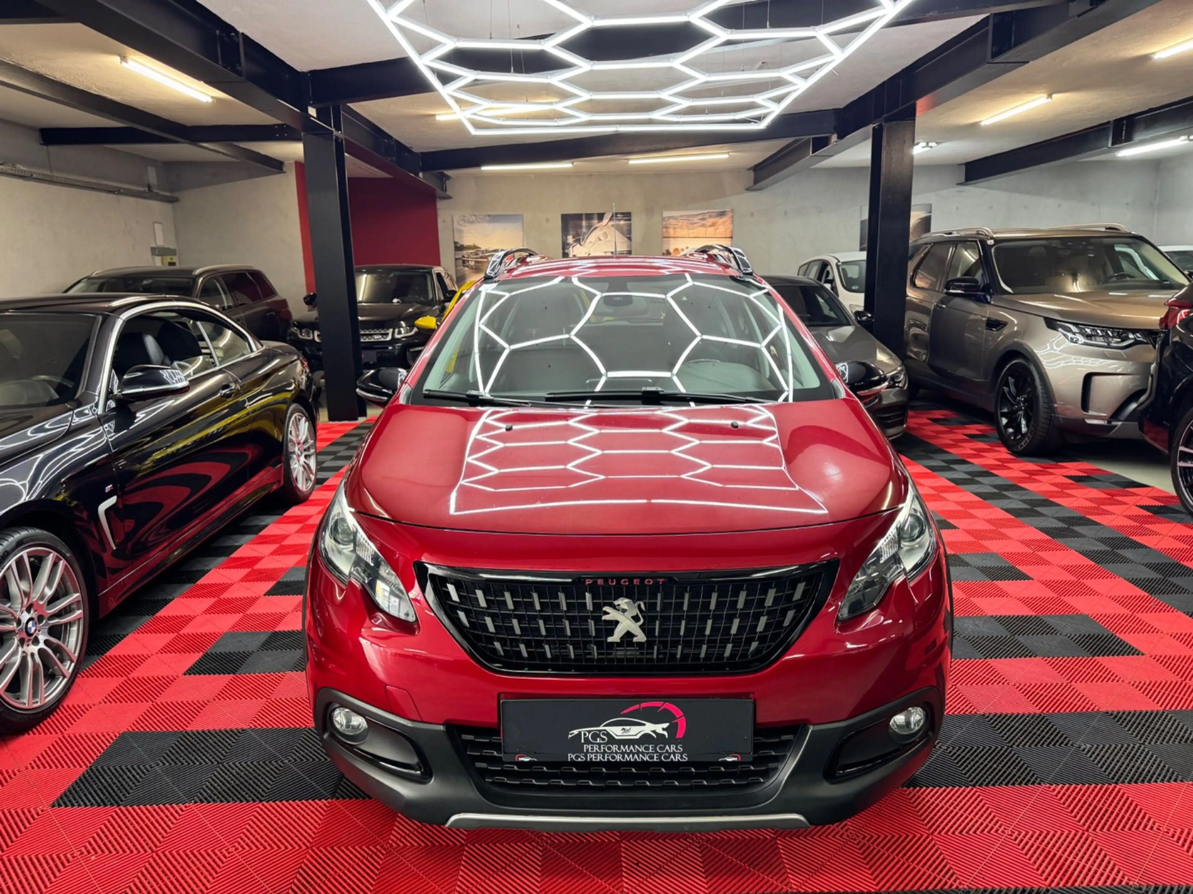 Peugeot 2008 1,2 PureTech 130 — photo 2