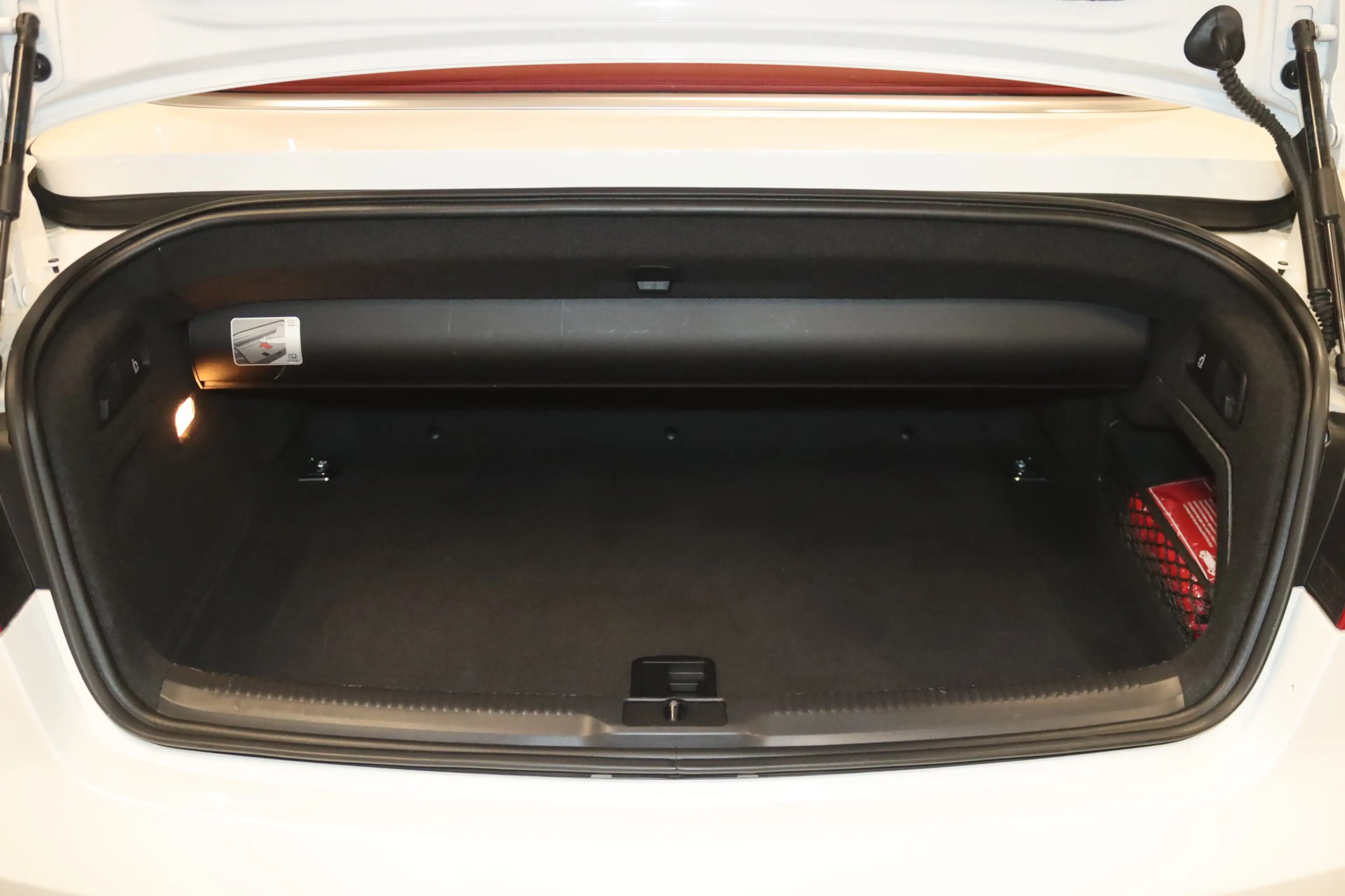 Audi A5 Cabrio 2.0 TDI qu. S-Line-Xenon-AHK-SHZ-PDC — photo 11