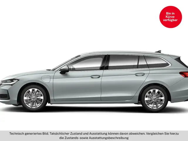 Skoda Superb view 5