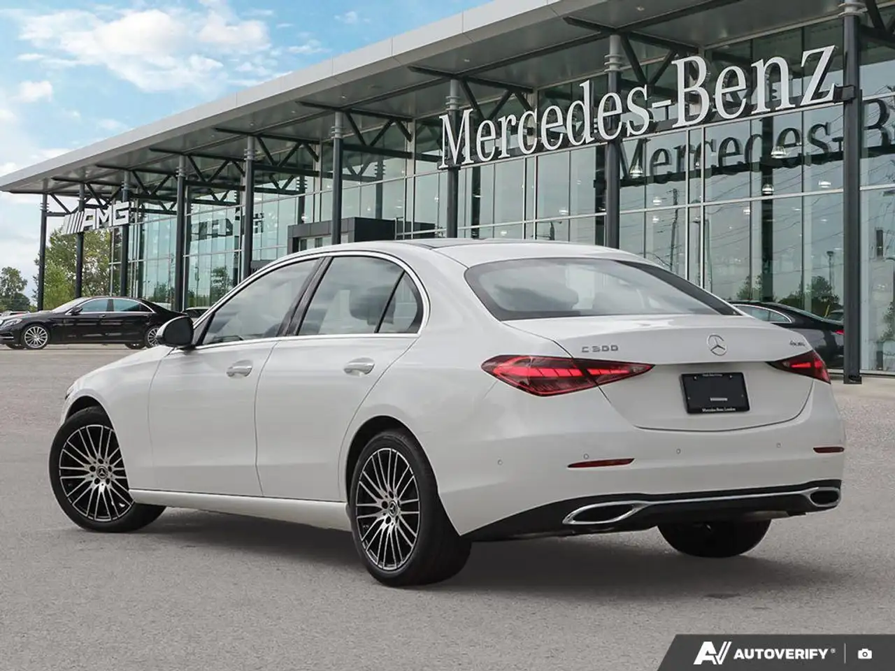 Mercedes-Benz C-Class photo Mercedes-Benz C-Class