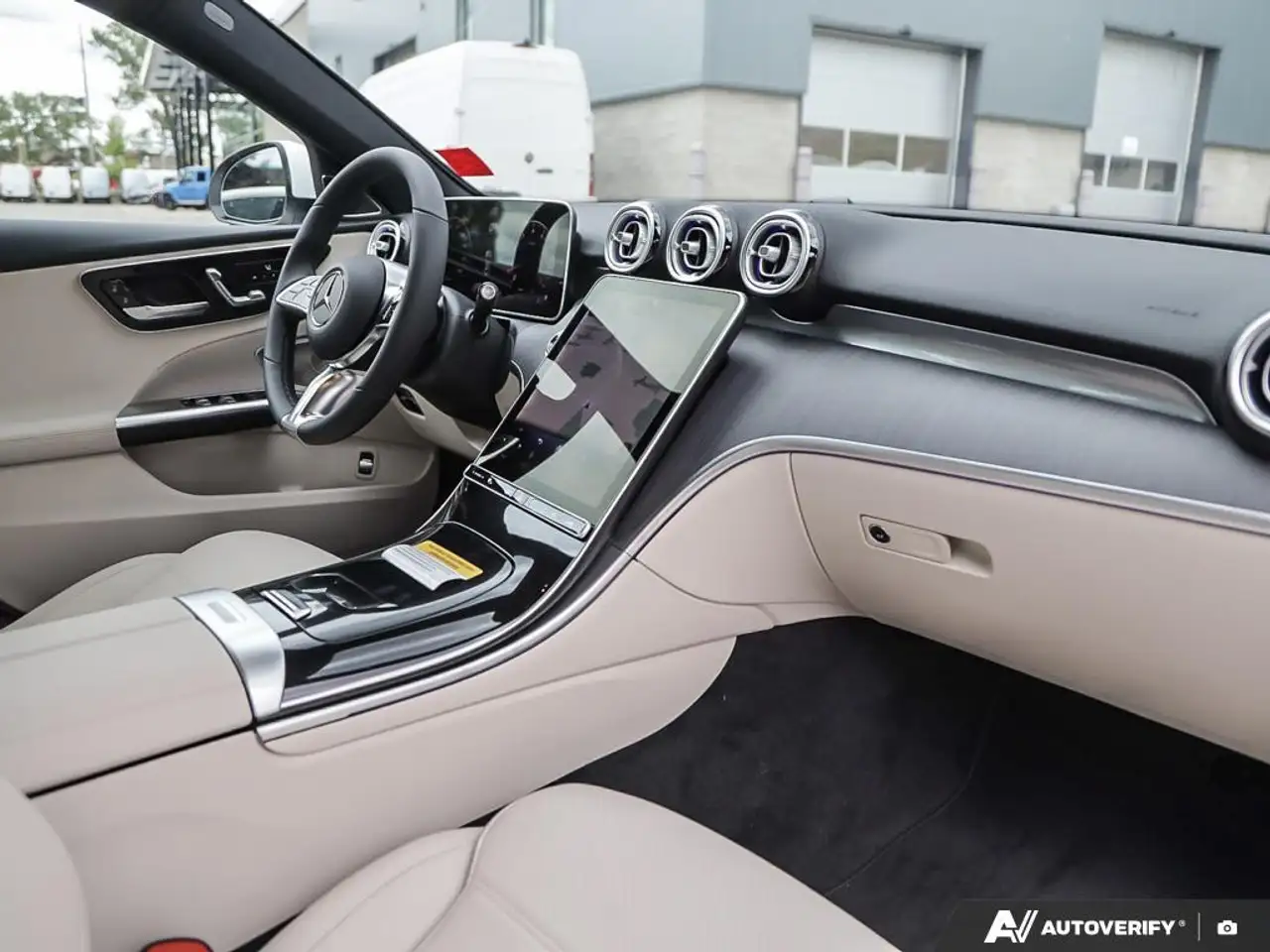 Mercedes-Benz C-Class photo Mercedes-Benz C-Class