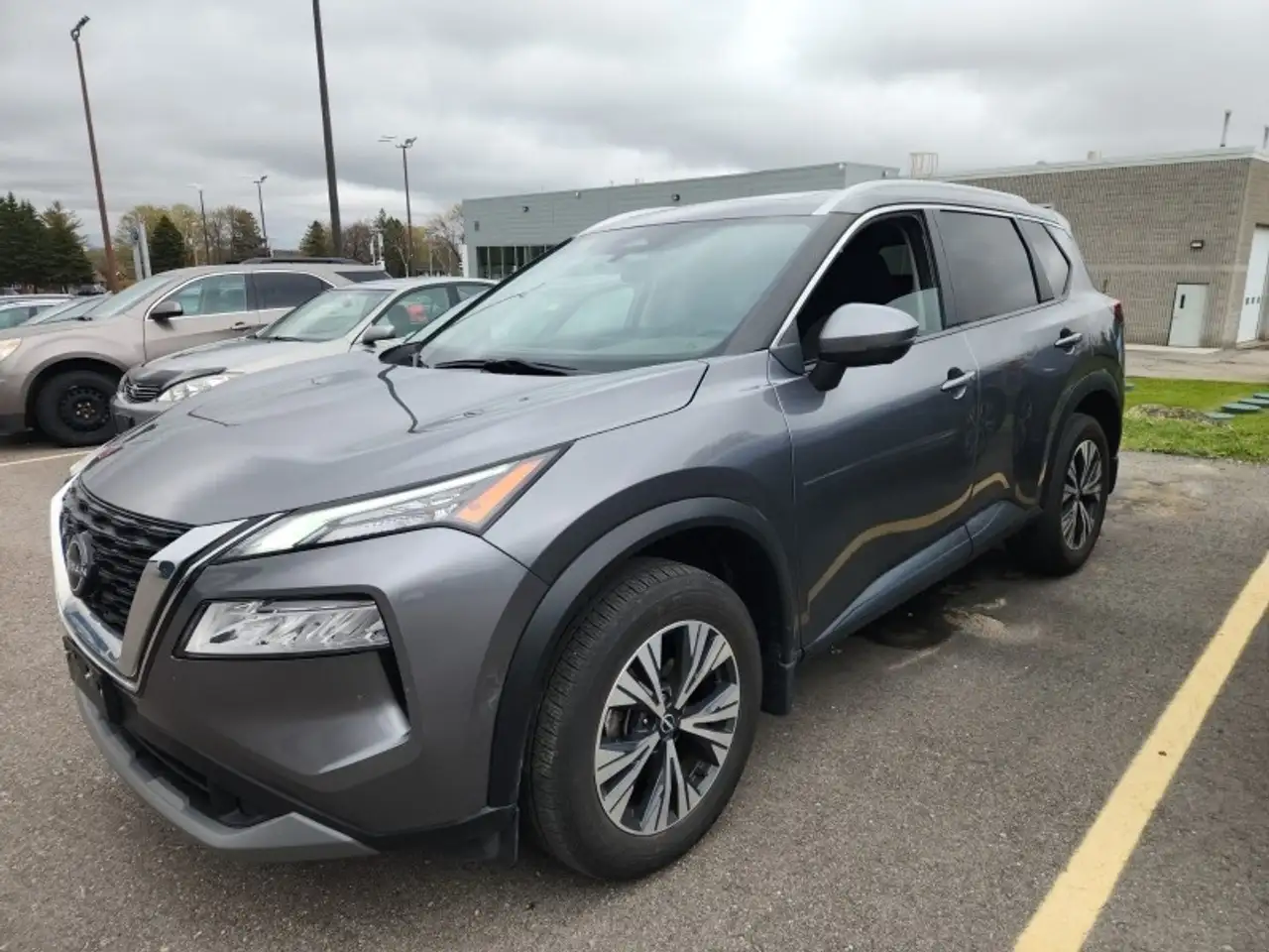 Nissan Rogue снимка Nissan Rogue