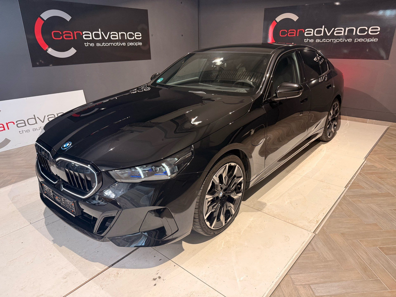 BMW 550 e xDrive M Sport Pro "21" INDIVIDUAL B&W — photo 3