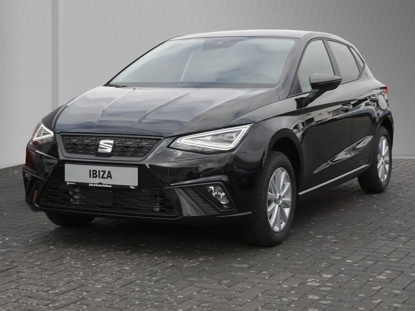 SEAT Ibiza RE 1.0 TSI 85kW/116PS 7-Gang-DSG IAL Schwarz - 2
