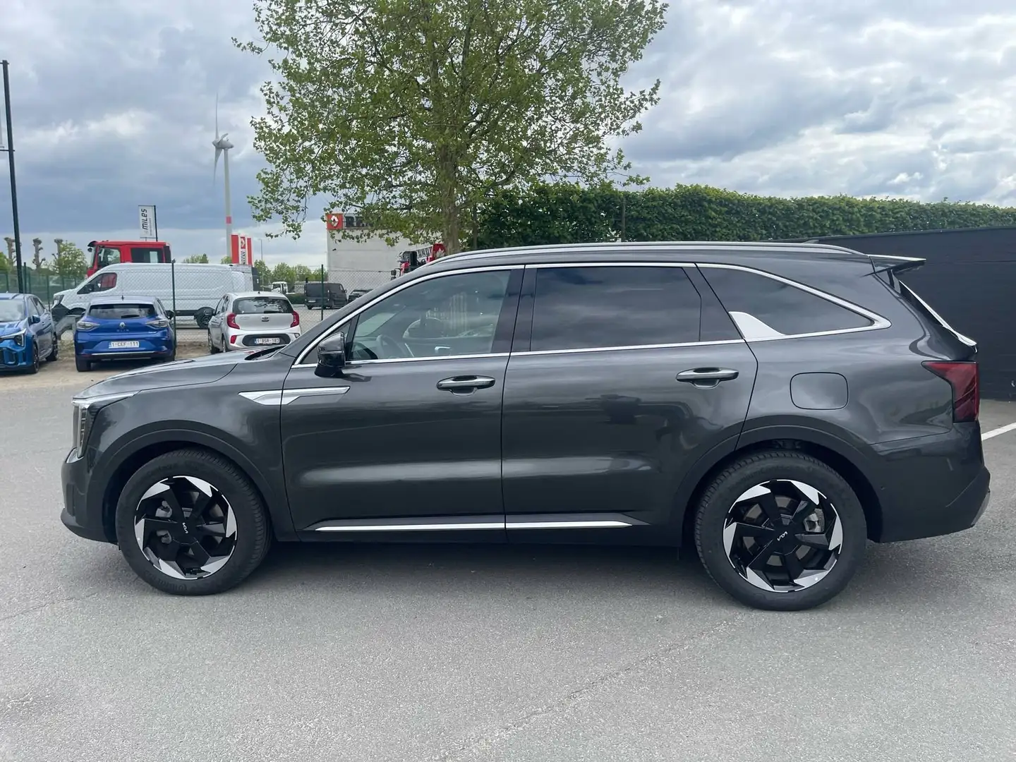 Kia Sorento PHEV 4WD AT6 PACE Gris - 2