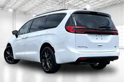 Chrysler Pacifica 2026