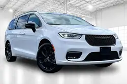 Chrysler Pacifica 2026
