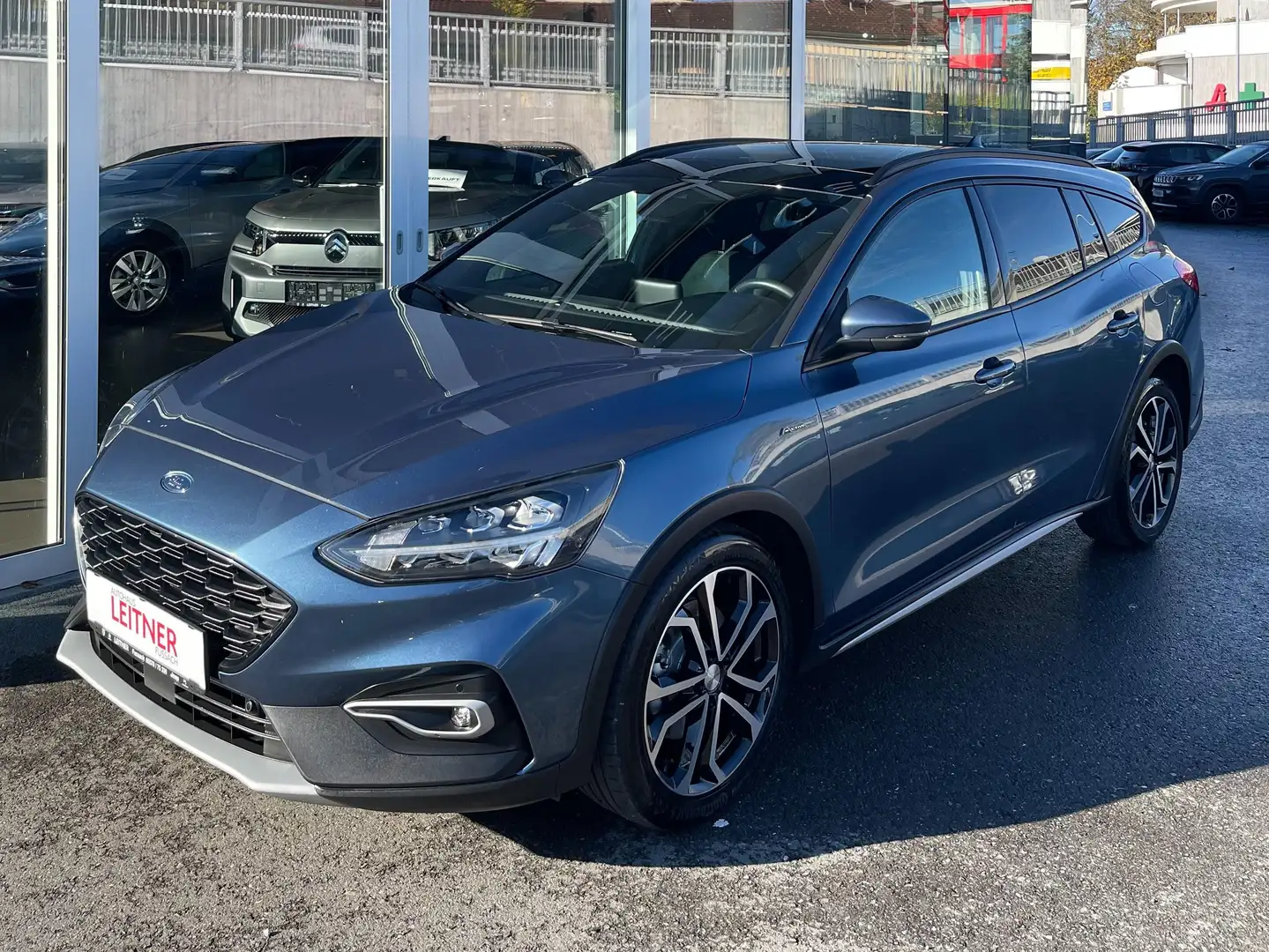 Ford Focus SCR ST-Line Bleu - 1