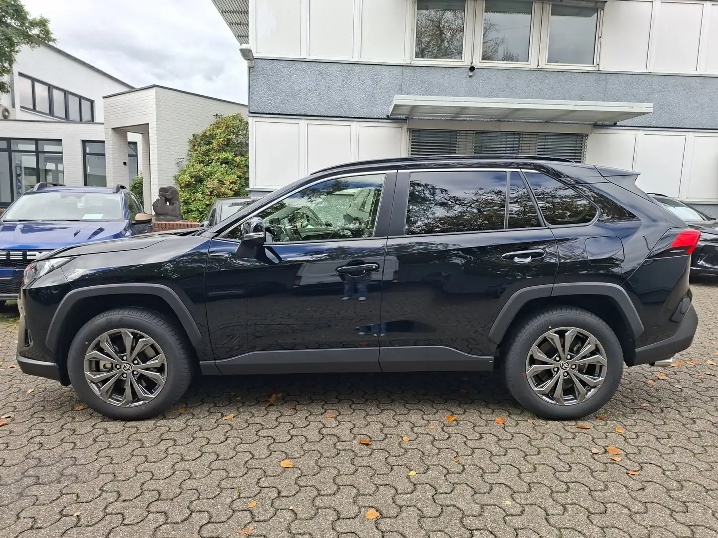 Toyota RAV 4 2.5 VVT-i Hybrid 4x2 Active Comfort LEDER|LHZ|NAVI Schwarz - 2