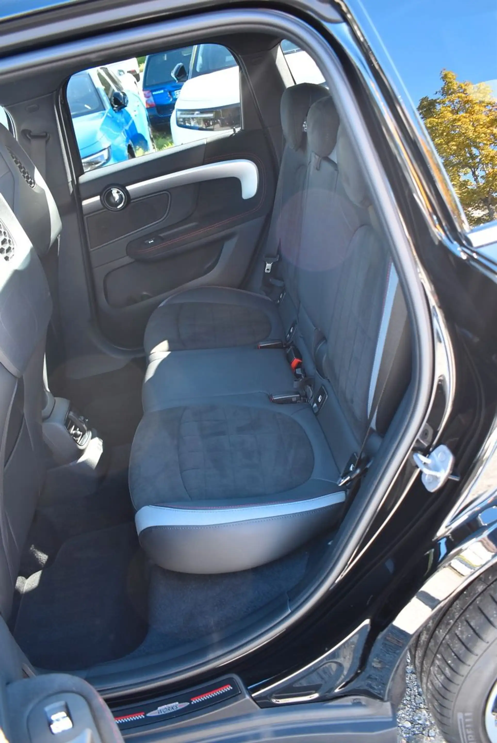 MINI John Cooper Works Countryman All4 — photo 13