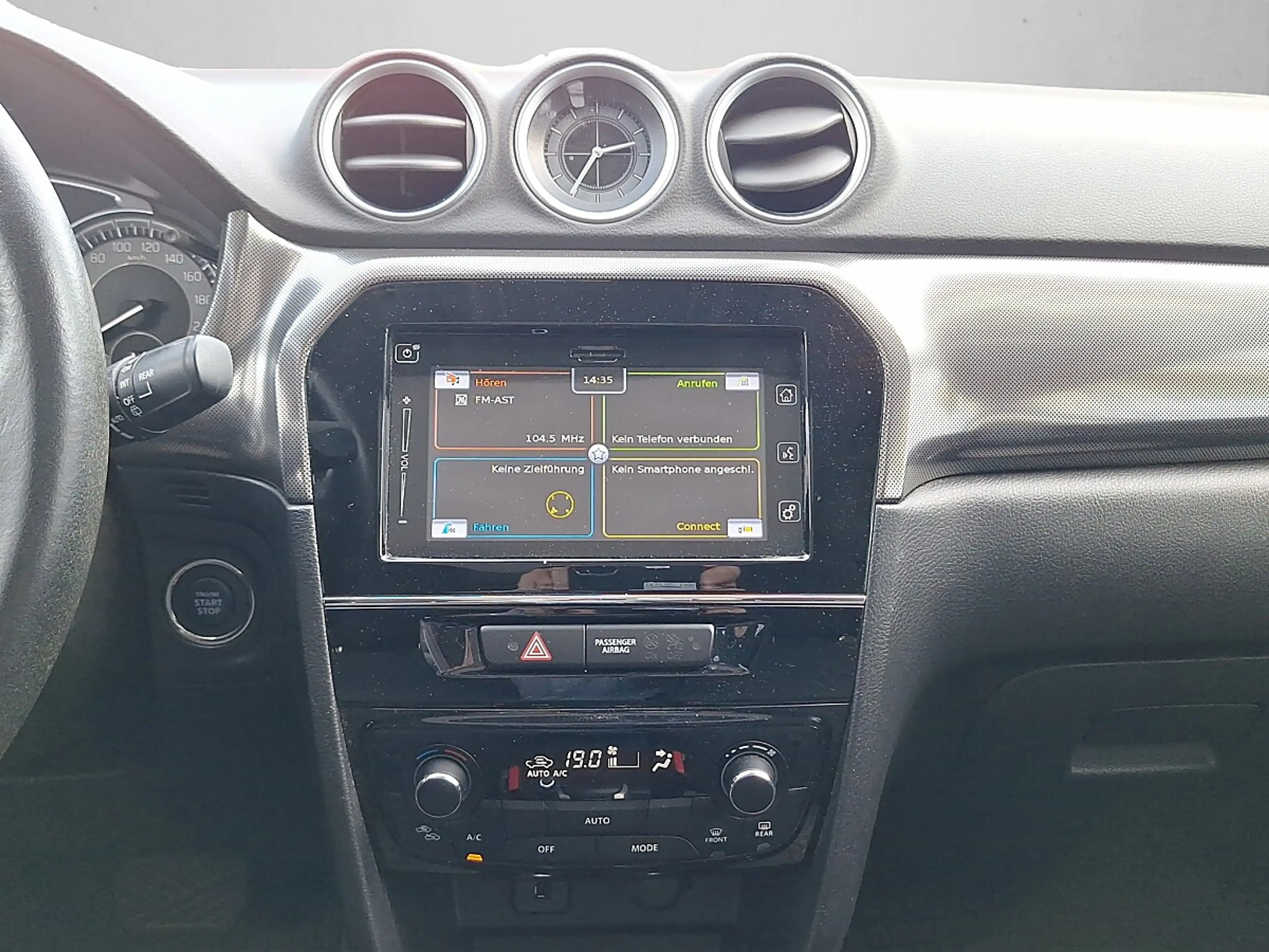 Suzuki Vitara 1,4 DITC ALLGRIP flash Aut. — photo 15