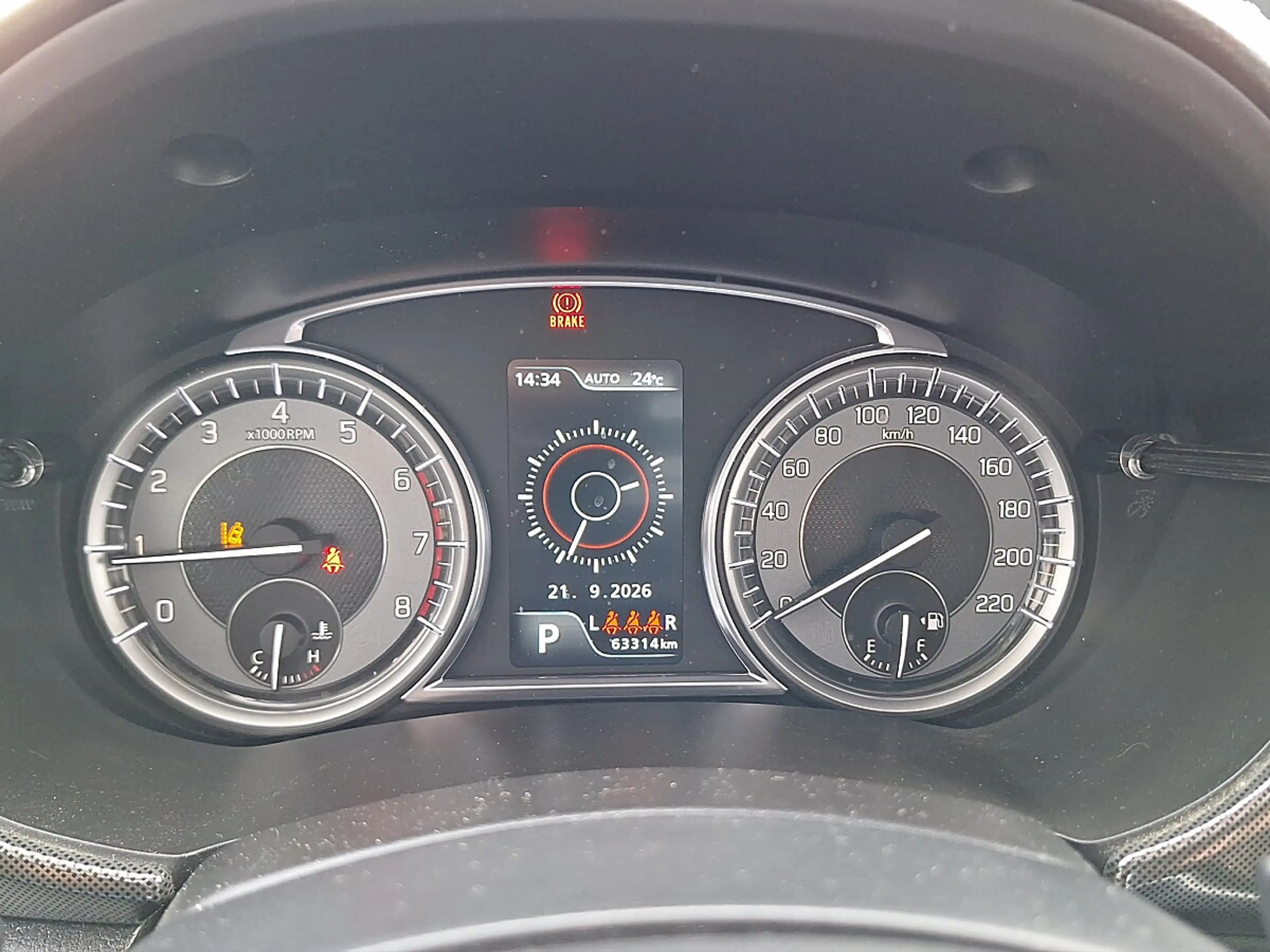 Suzuki Vitara 1,4 DITC ALLGRIP flash Aut. — photo 11