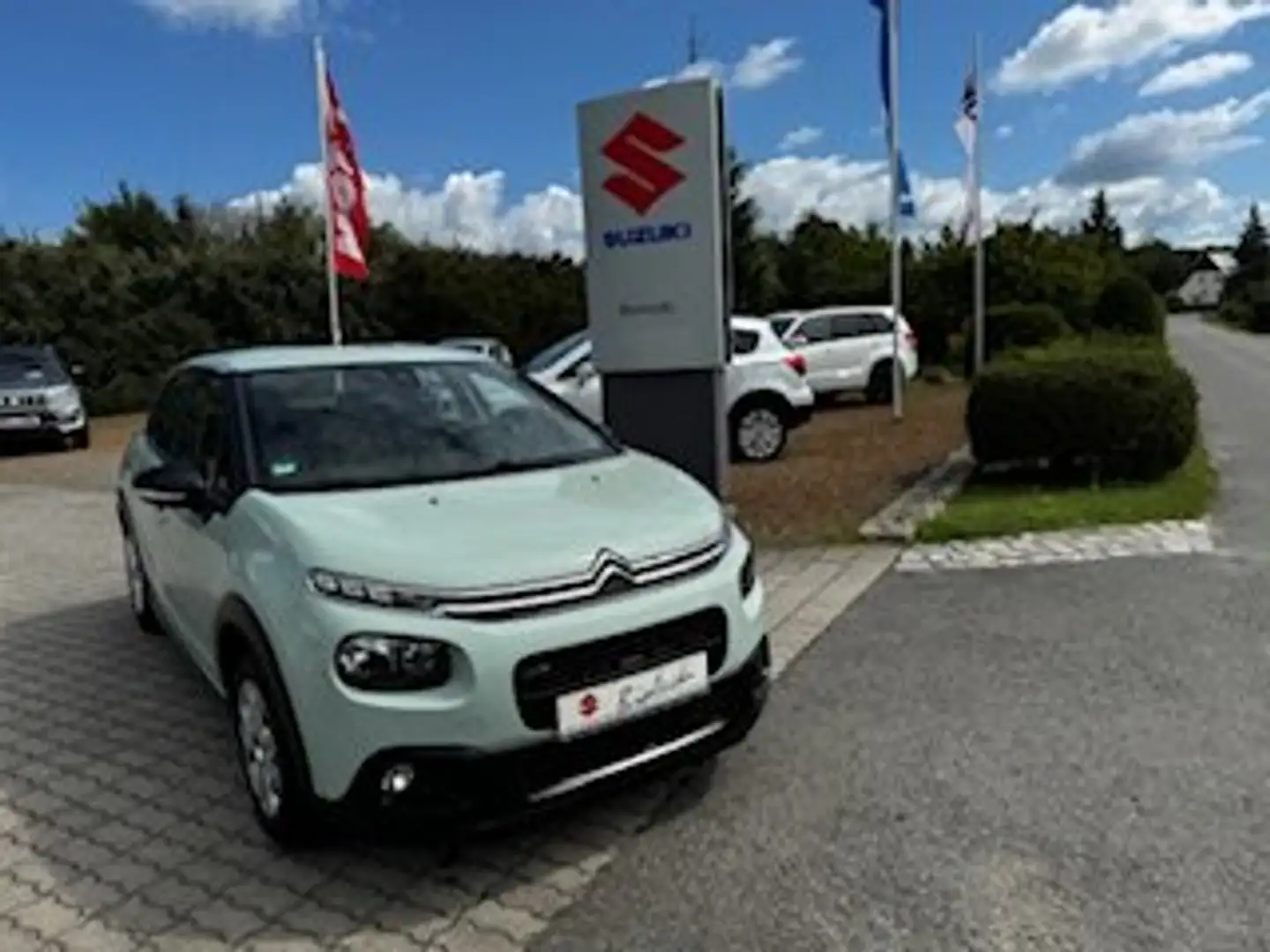 Citroen C3 Feel Зелений - 2