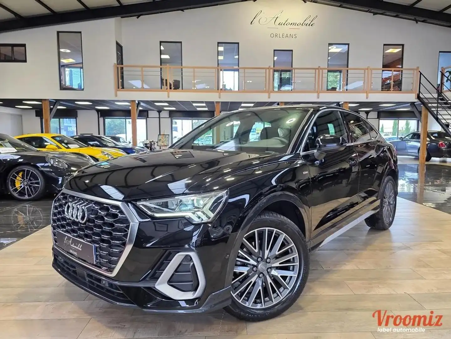 Audi Q3 1.5 35 TFSI 150 S-LINE A Noir - 1