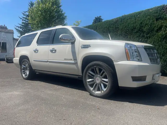 Cadillac Escalade Escalade ESV