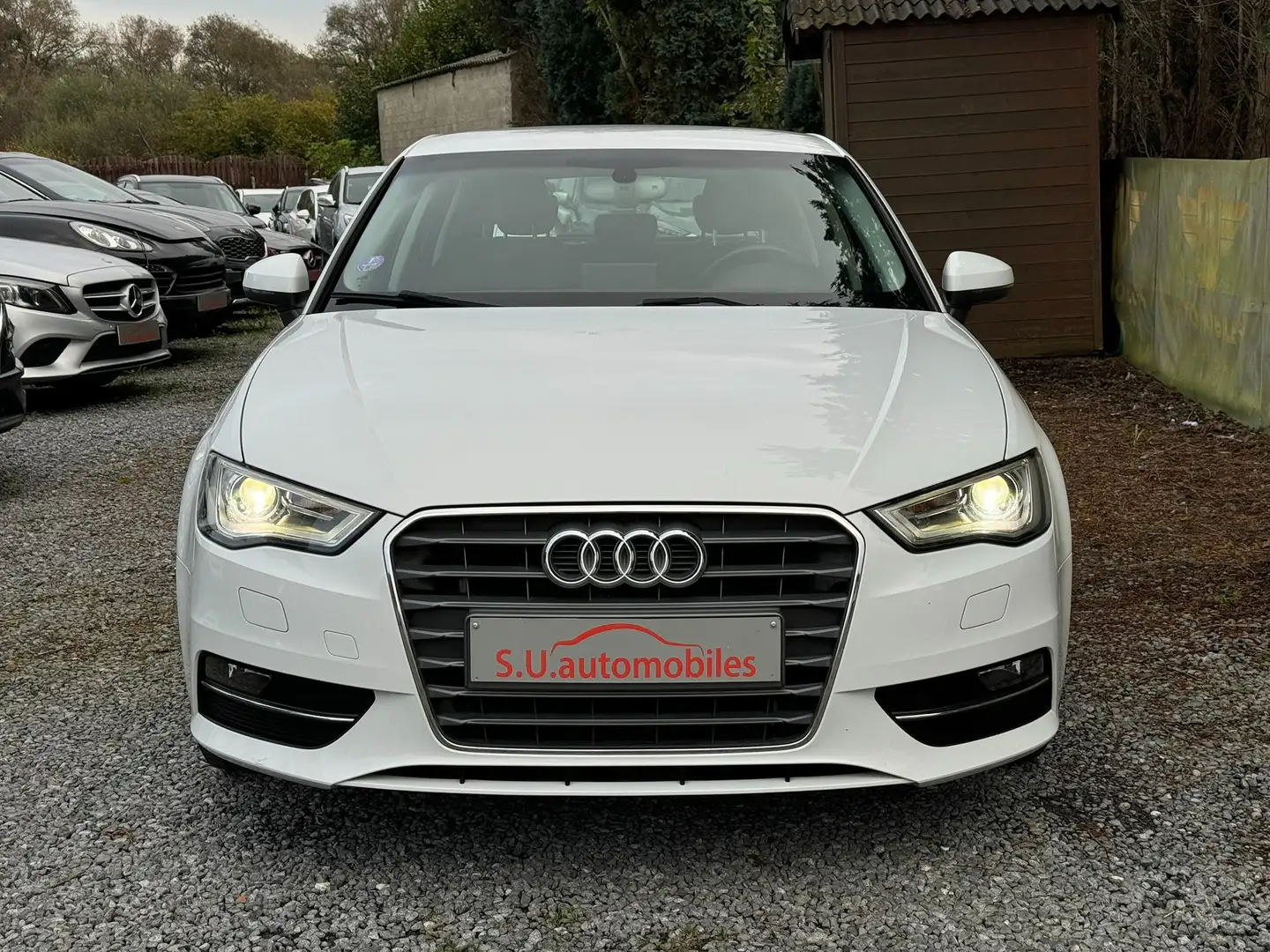 Audi A3 1.2 TFSI Luxe S Tronic/Cuir/Navi/Xénon/Gar 12M Weiß - 2