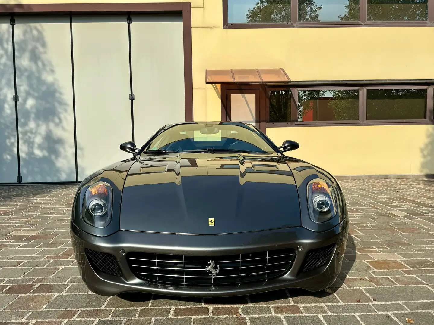 Ferrari 599 599 GTB Fiorano only 9700 km from new, first paint Grey - 2