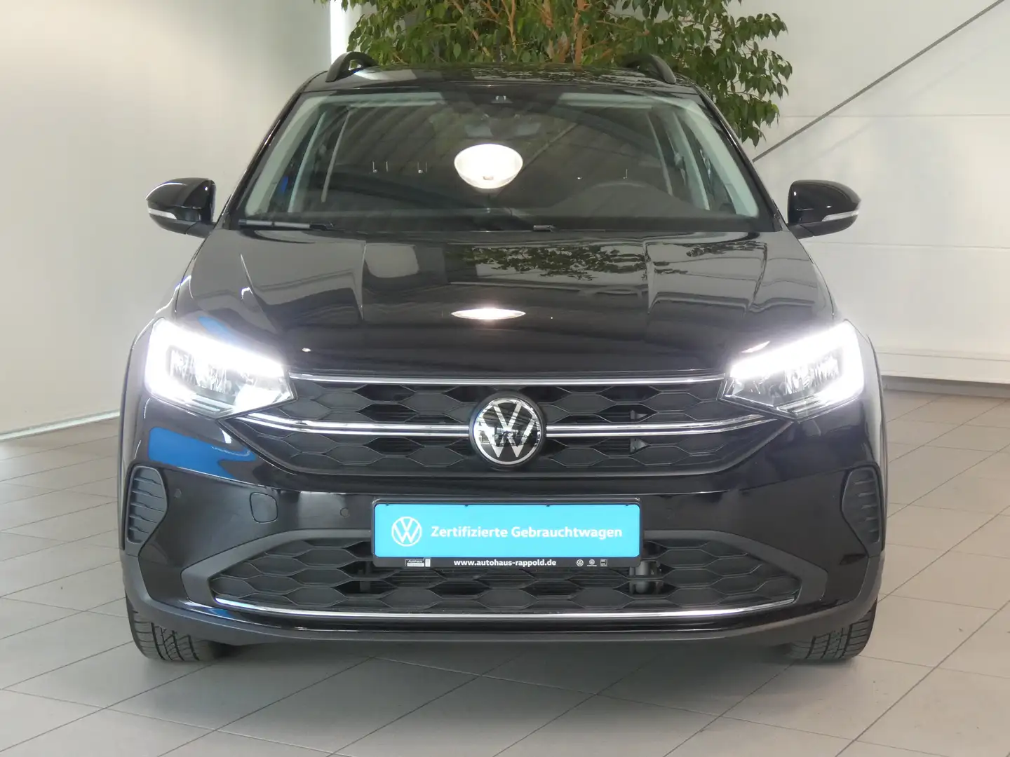 Volkswagen Taigo 1.0 TSI Life NAVI LED SHZ APP Schwarz - 2