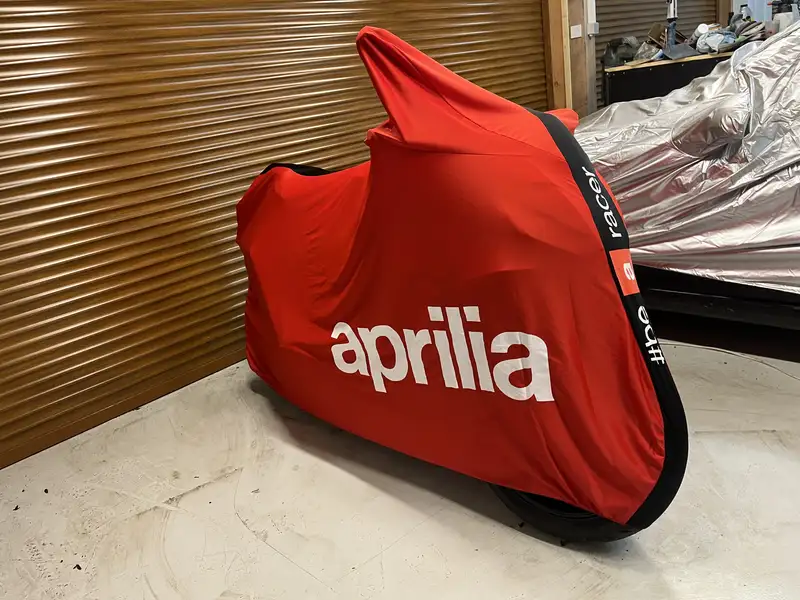 Aprilia Tuono - foto 7