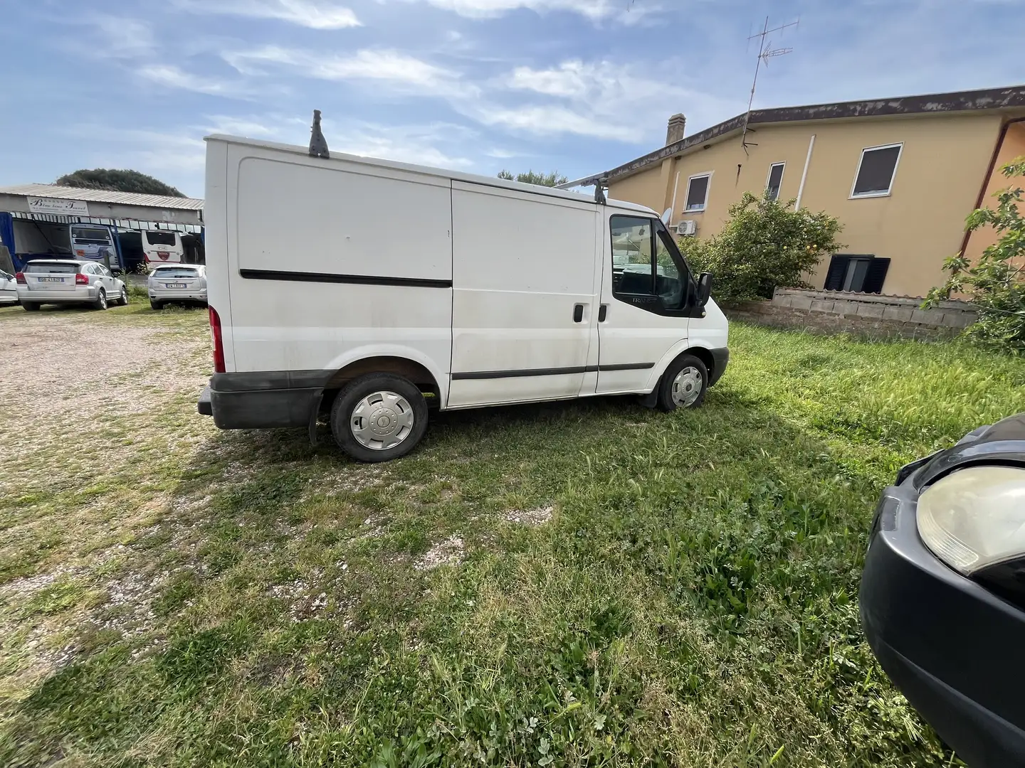 Ford Transit - 1