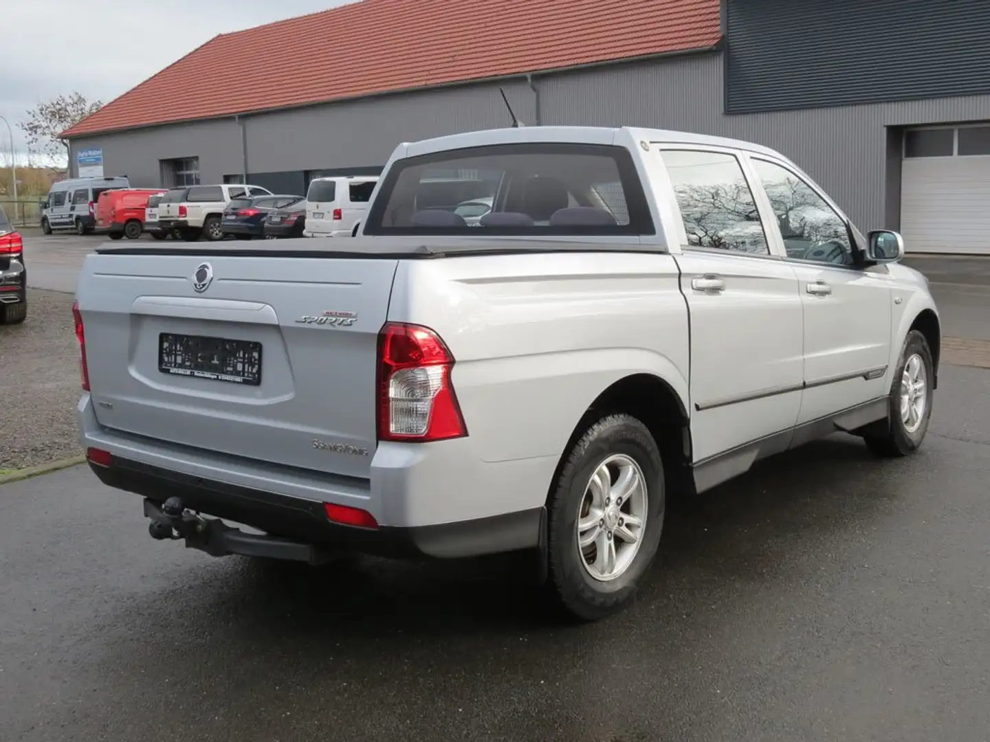 SsangYong Actyon Sports Crystal 4WD Klima AHK srebrna - 2