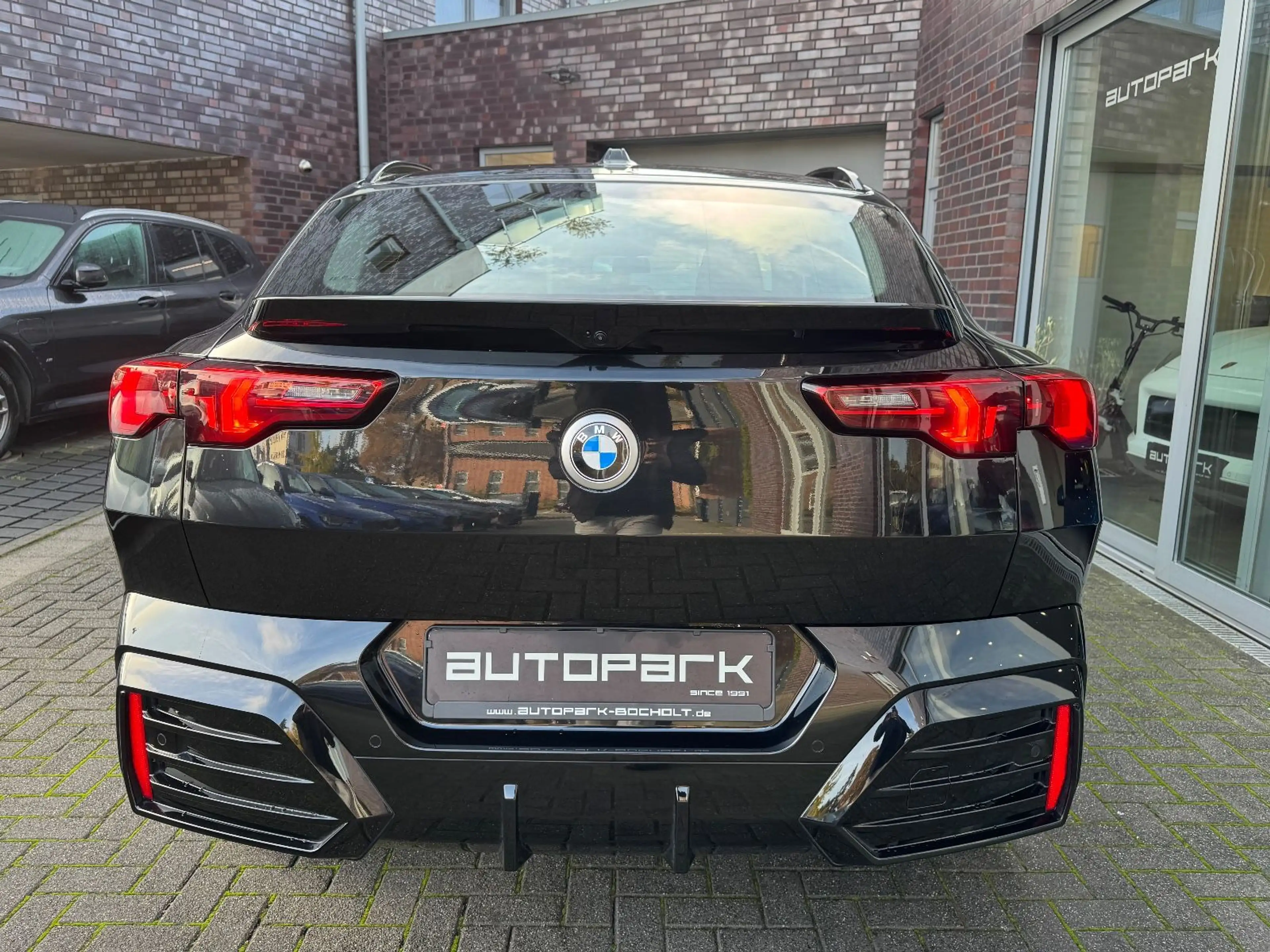 BMW X2 20d xDrive M Sport AHK h/k DA+ Ad-LED RFK 20" — photo 8