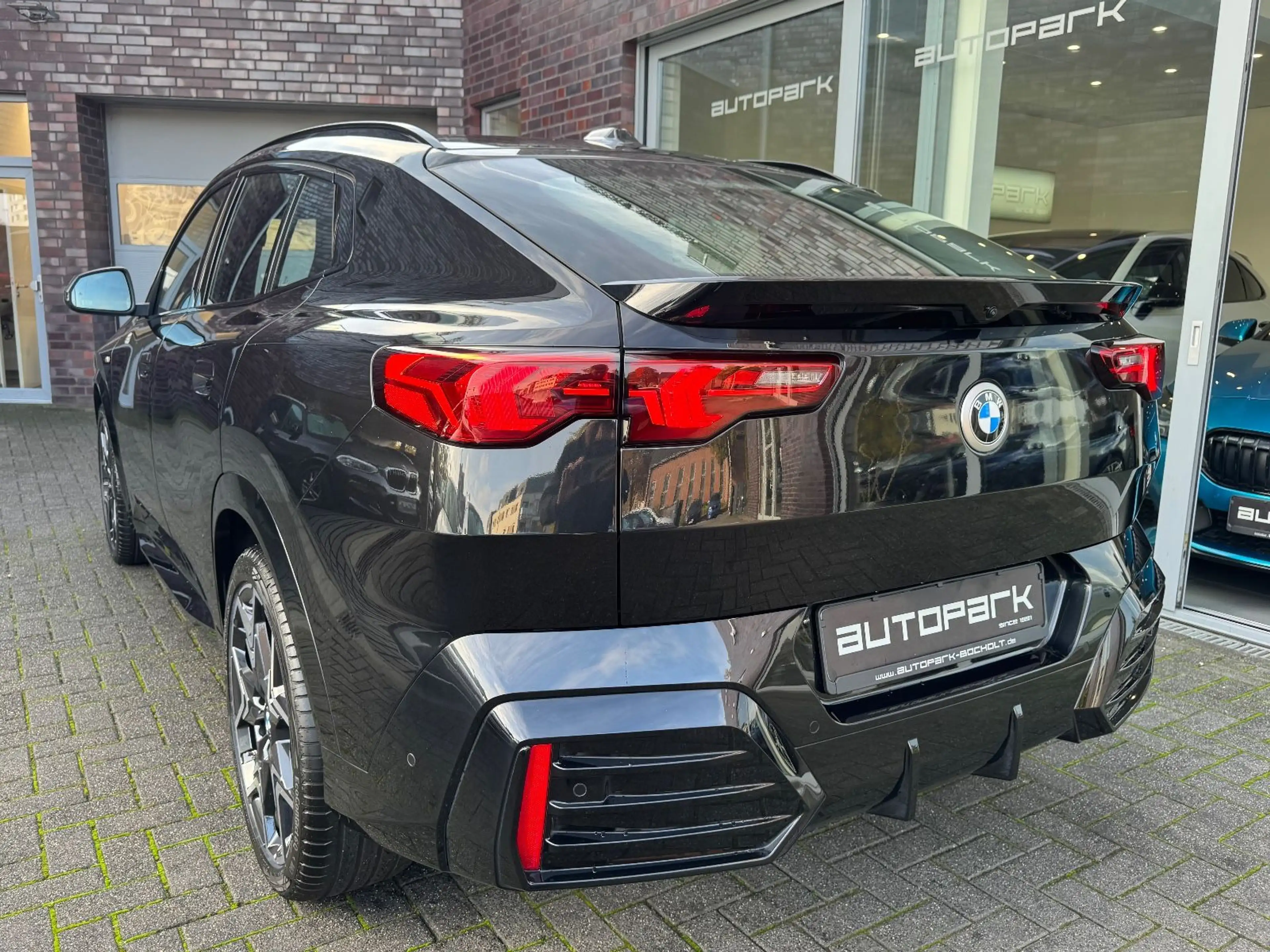 BMW X2 20d xDrive M Sport AHK h/k DA+ Ad-LED RFK 20" — photo 9