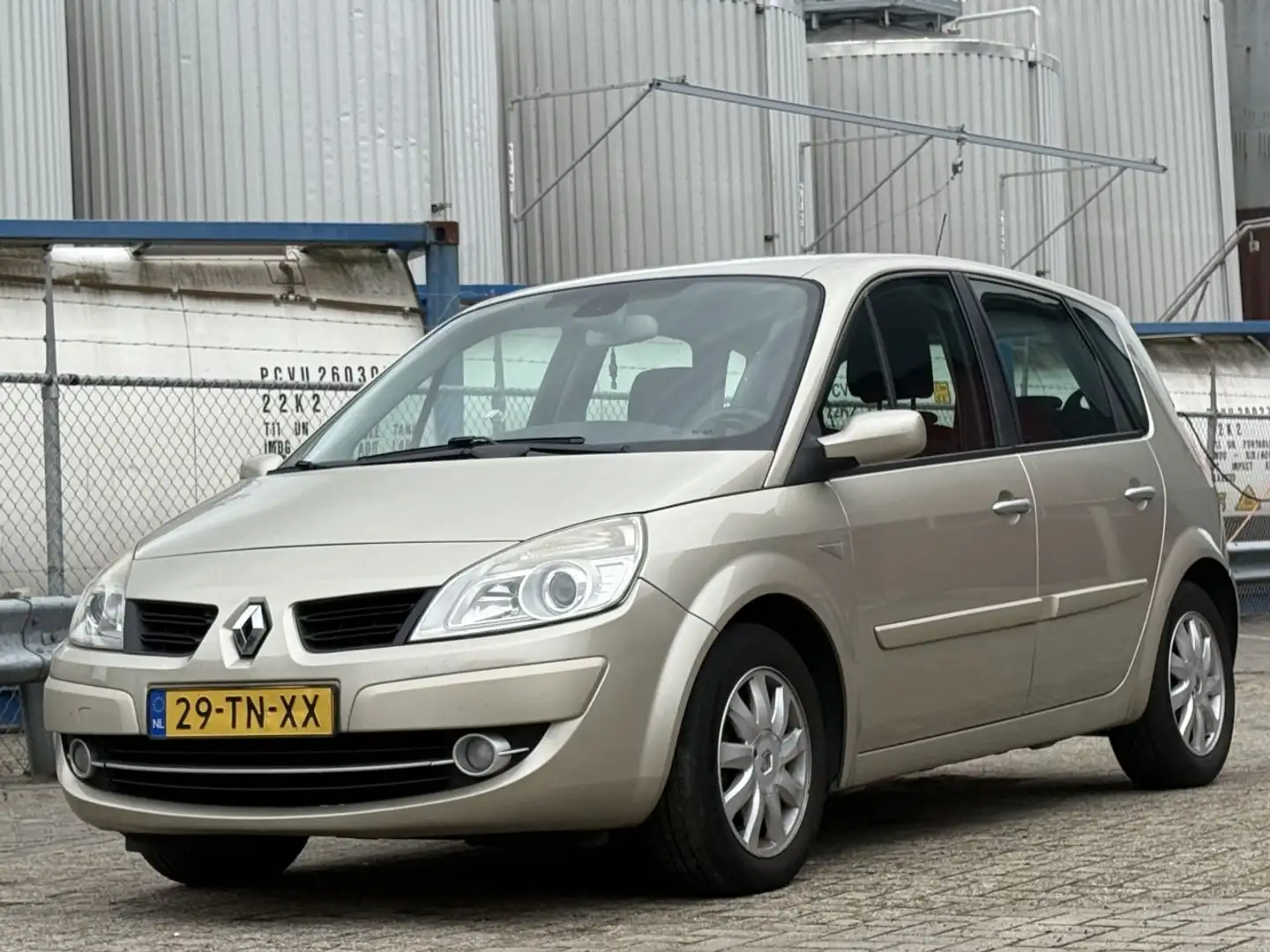 Renault 2.0-16V Tech Line Бежевий - 1