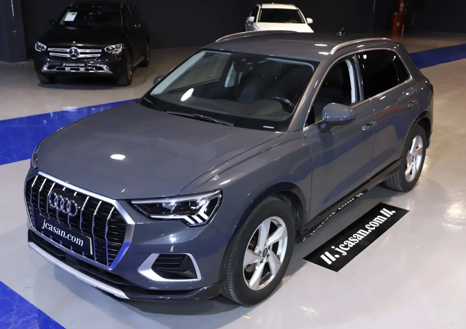 Audi Q3 35 TFSI Advanced S tronic Gris - 1