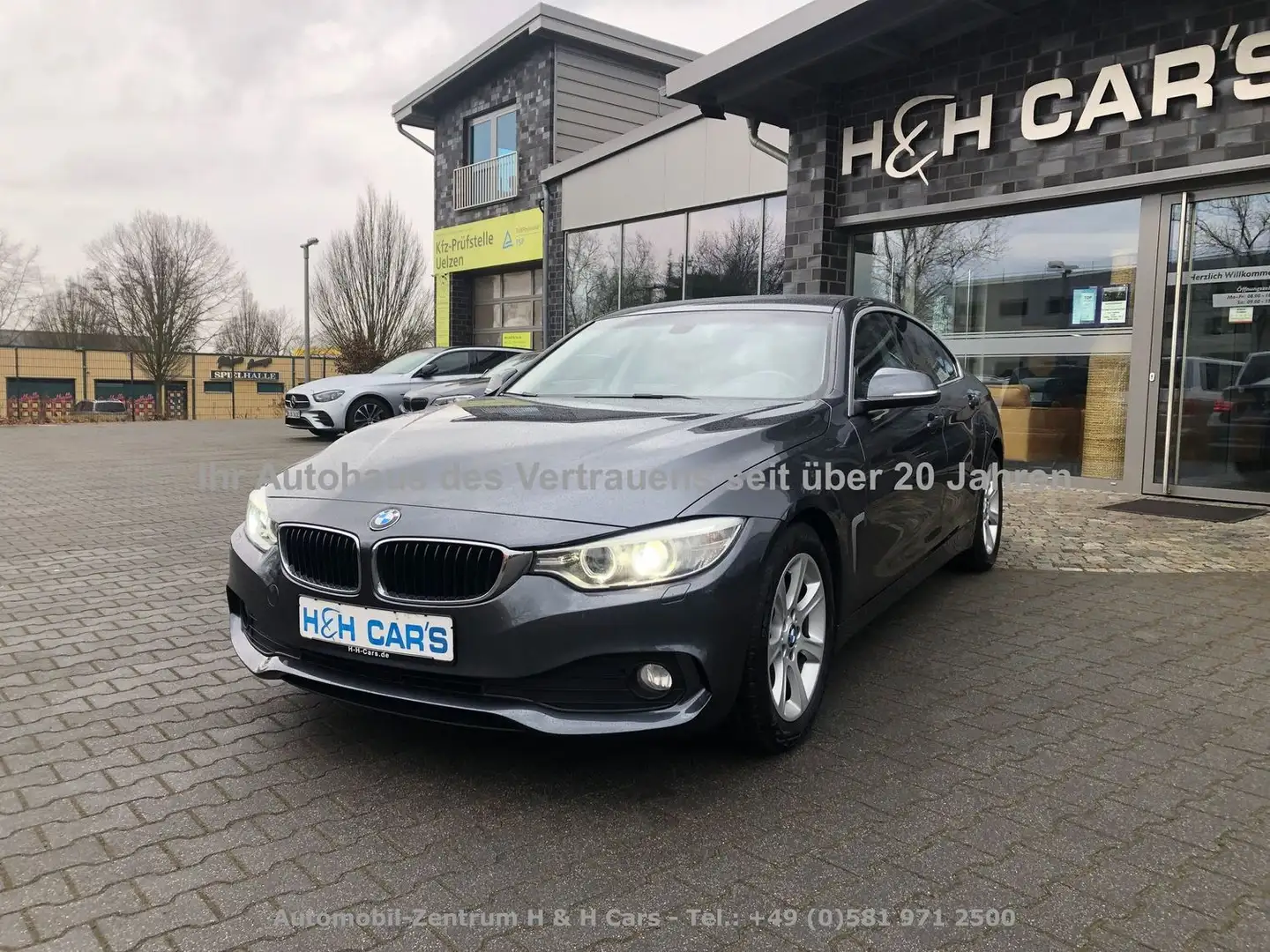 BMW 420 Bi-Xenon Navi Alu Sitzheizung Aut Grau - 1