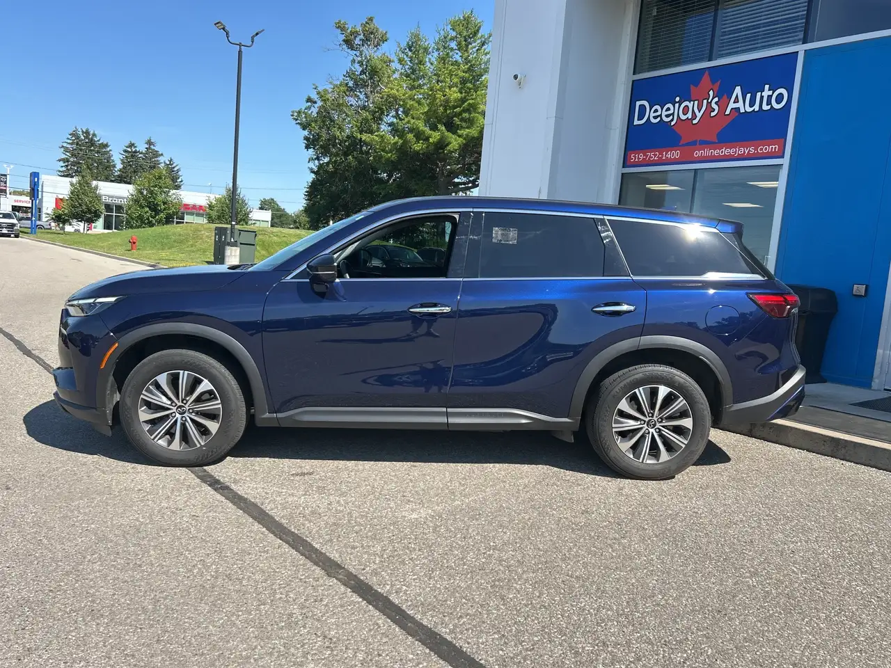 Infiniti QX60 снимка Infiniti QX60