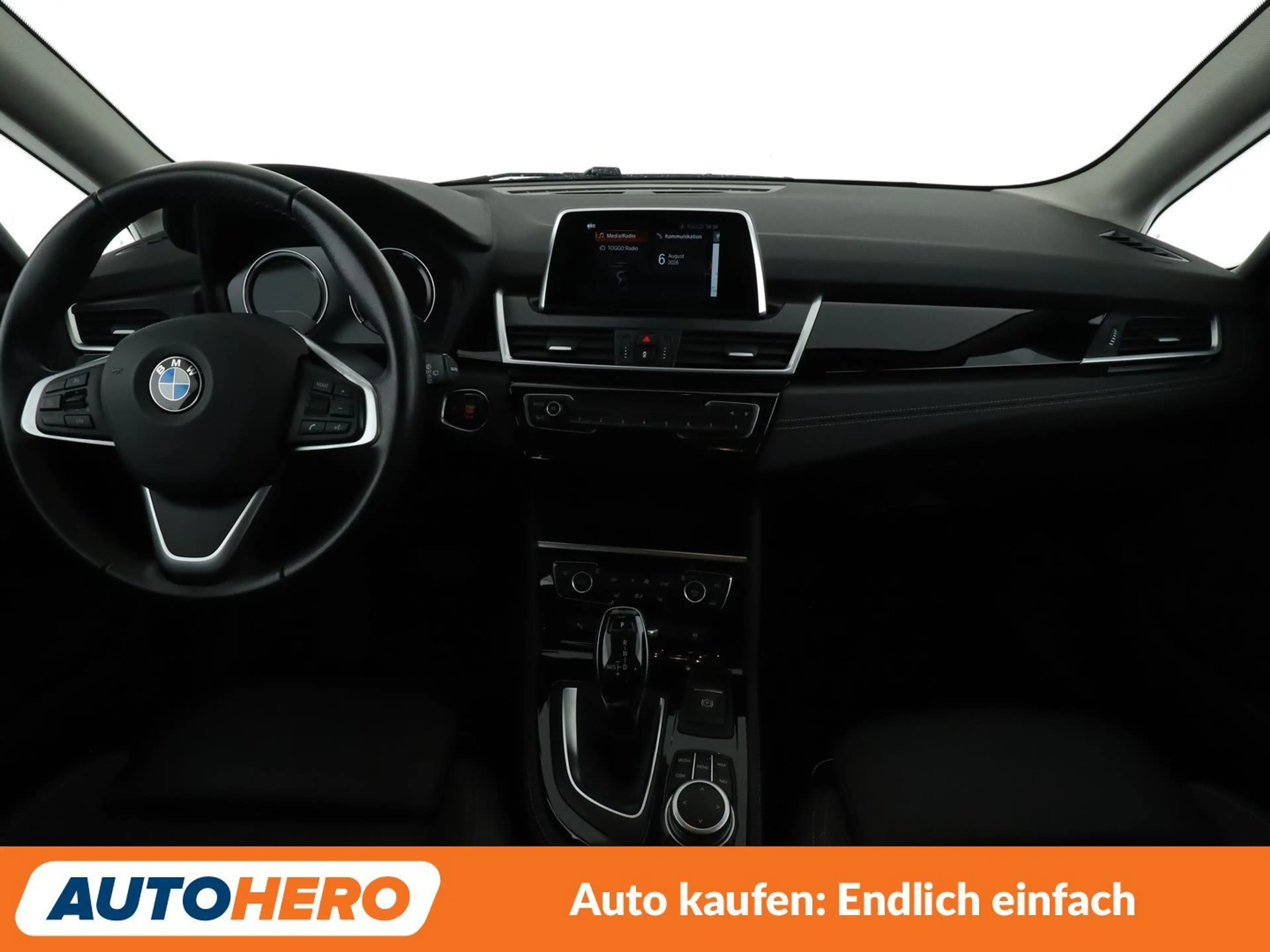 BMW 220 220d Active Tourer Sport Line Aut.*NAVI*LED*CAM* — photo 12