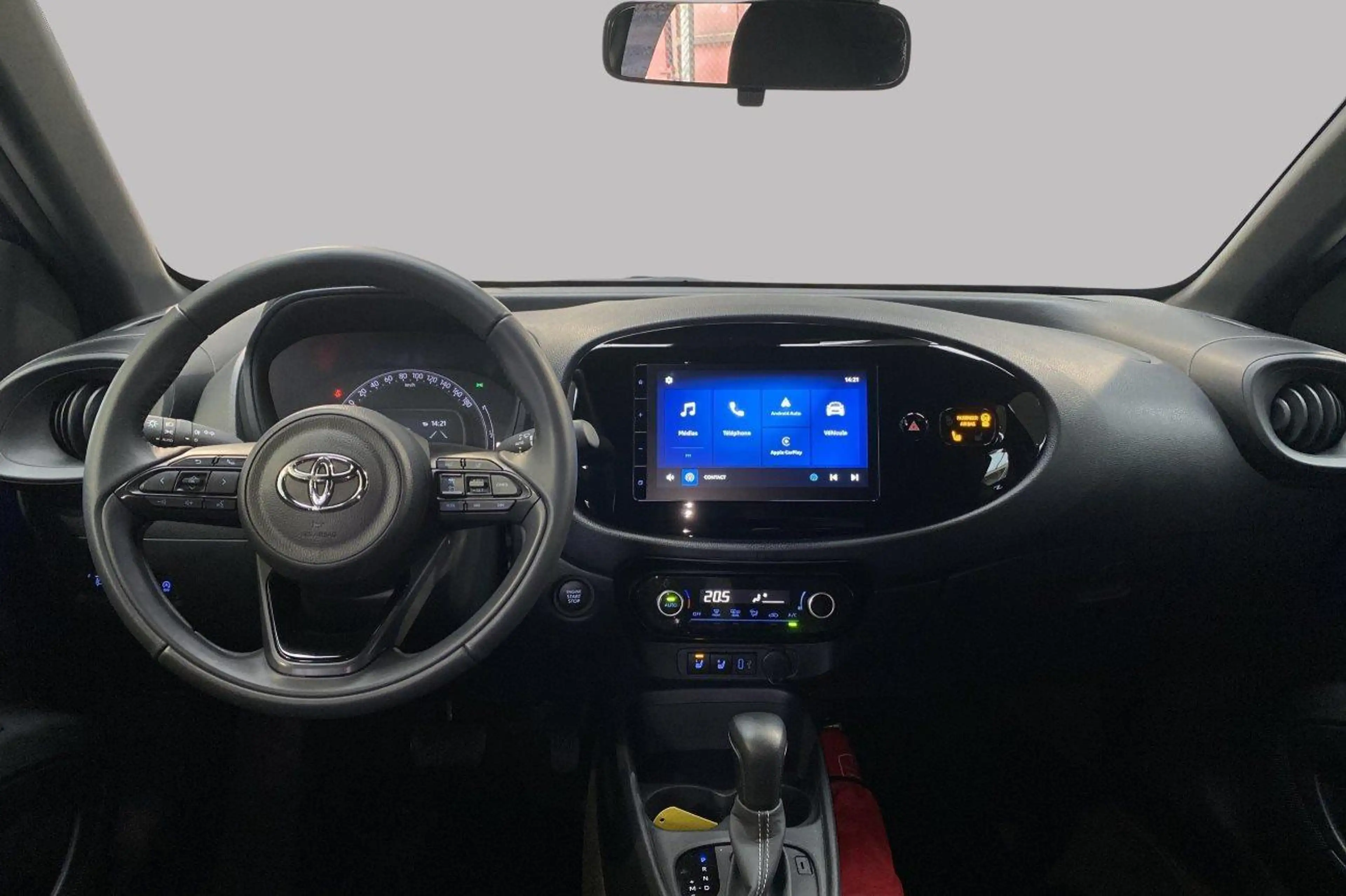 Toyota Aygo X Play 1.0i VVT-i CVT — photo 11