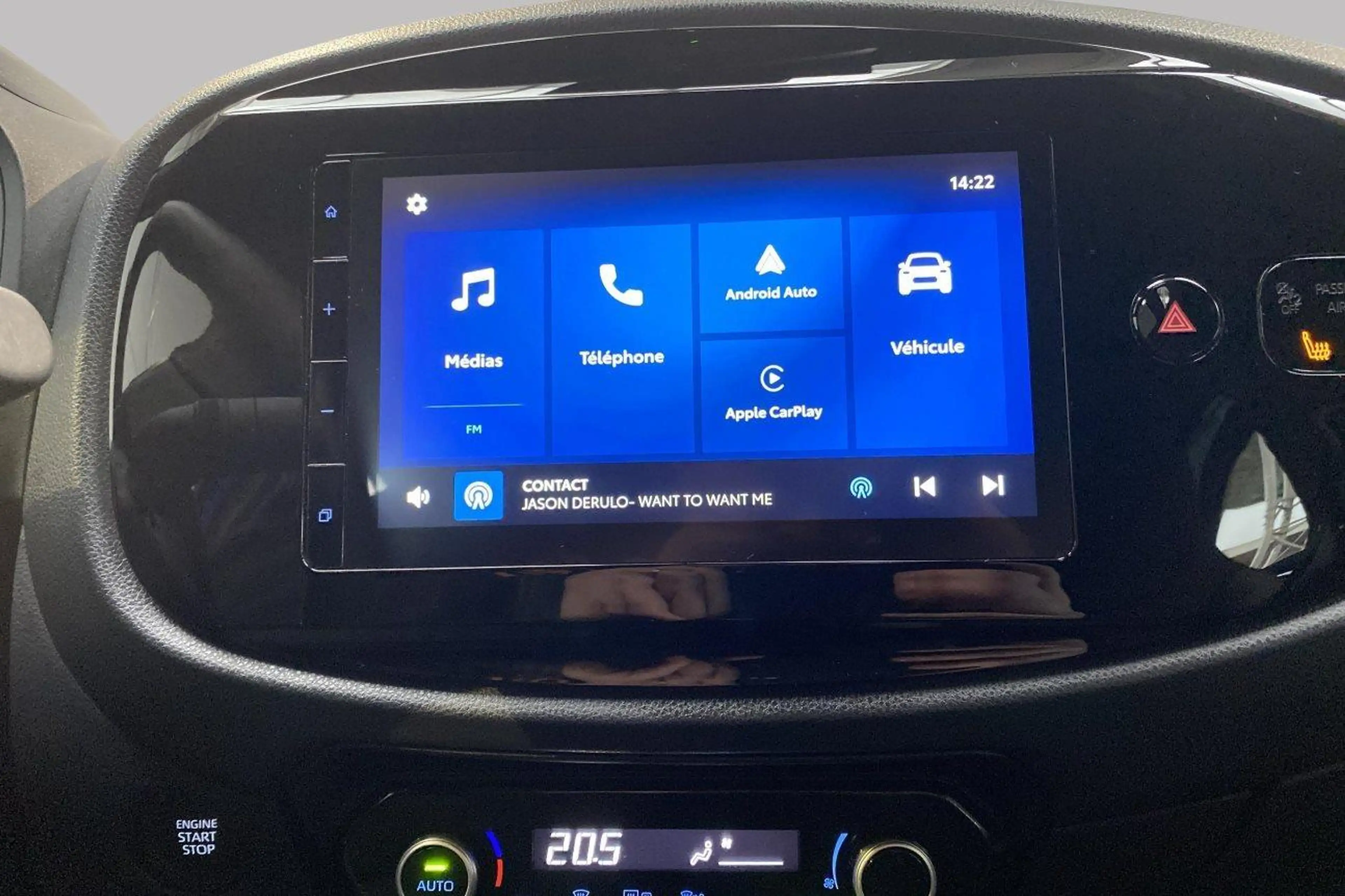 Toyota Aygo X Play 1.0i VVT-i CVT — photo 13