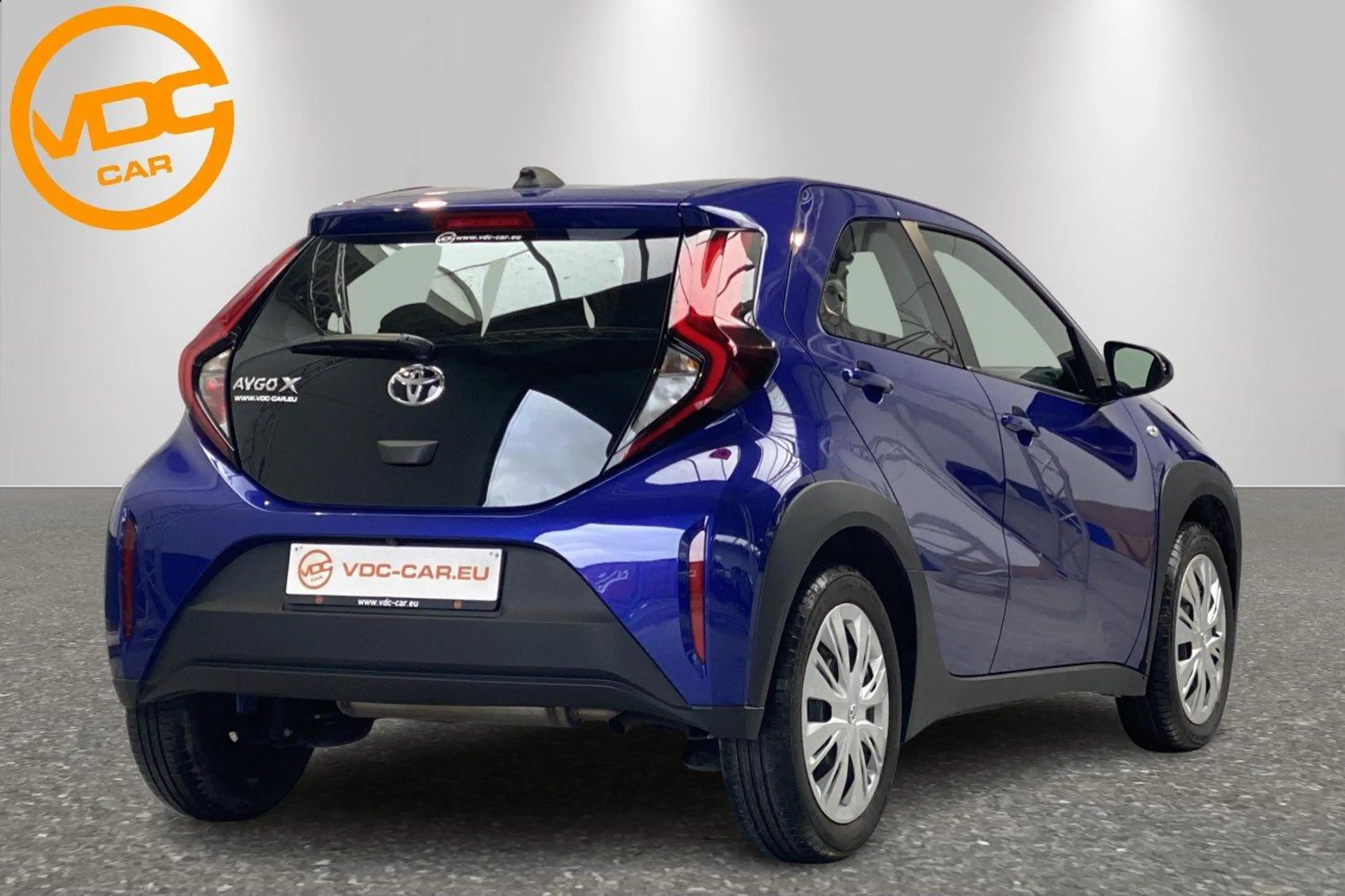 Toyota Aygo X Play 1.0i VVT-i CVT — photo 3
