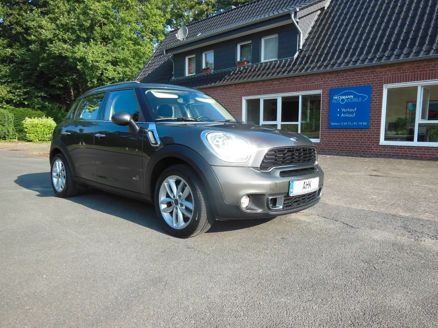 MINI Cooper SD Countryman 4ALL AHK/XENON/8-FACH ALU!! Grijs - 1