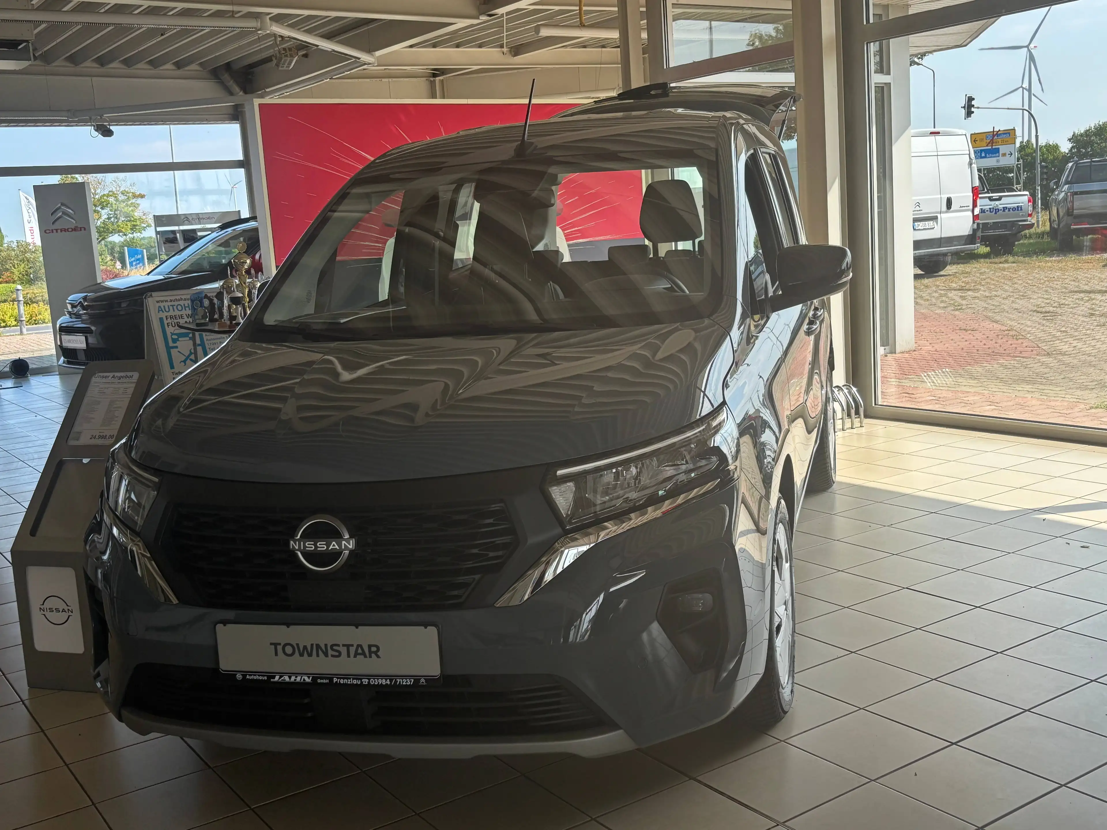 Nissan Townstar TOWNSTAR 1.3 — photo 2