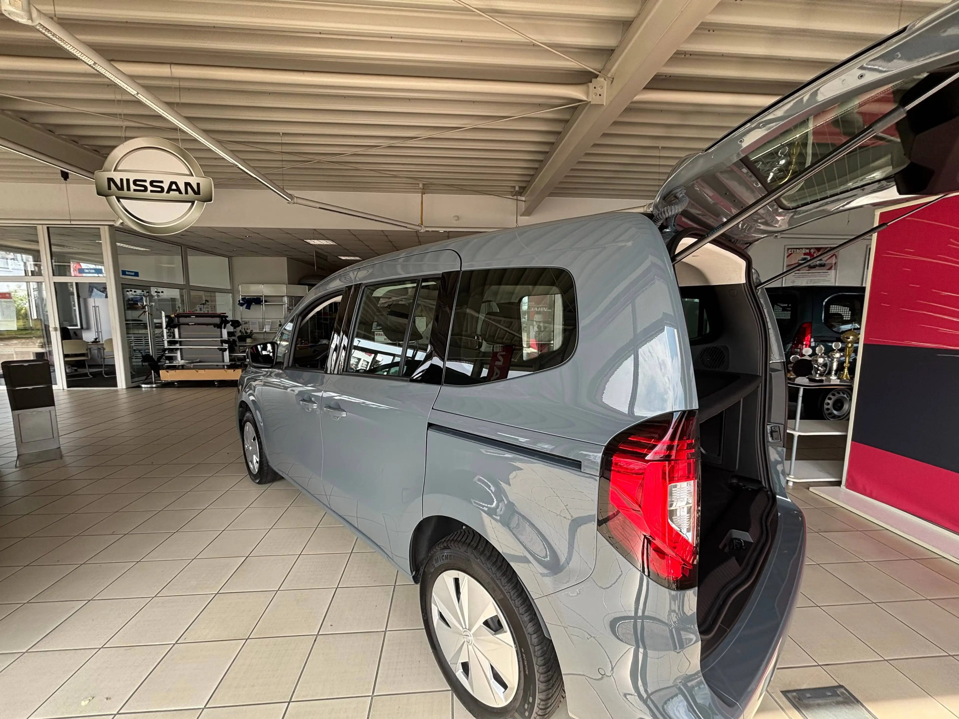 Nissan Townstar TOWNSTAR 1.3 — photo 3