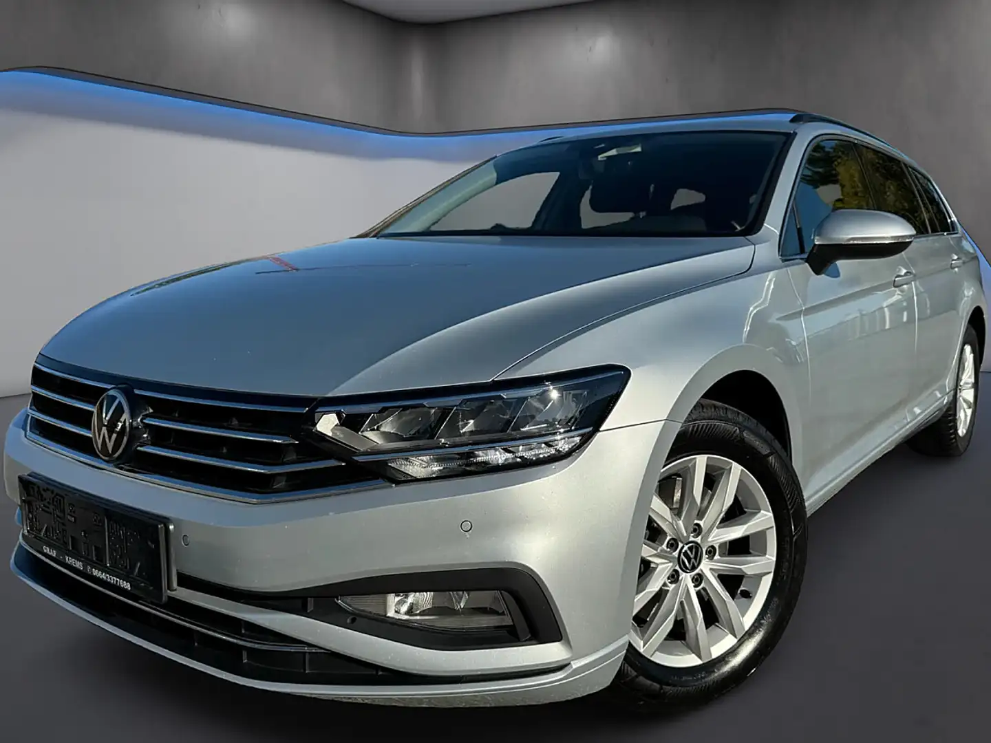 Volkswagen Passat Variant Business 2,0 TDI DSG*ACC*Kamera.*ErgoSitz.* Silber - 1