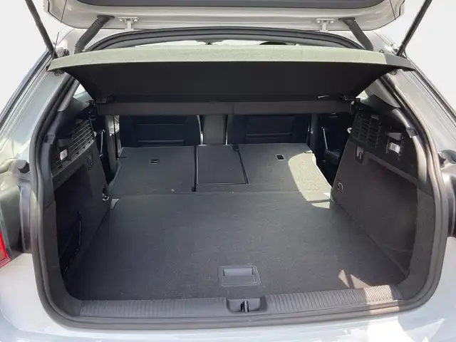 Audi Q2 view 12