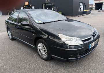Belle 2li boite auto 2005 exclusive etat reprise