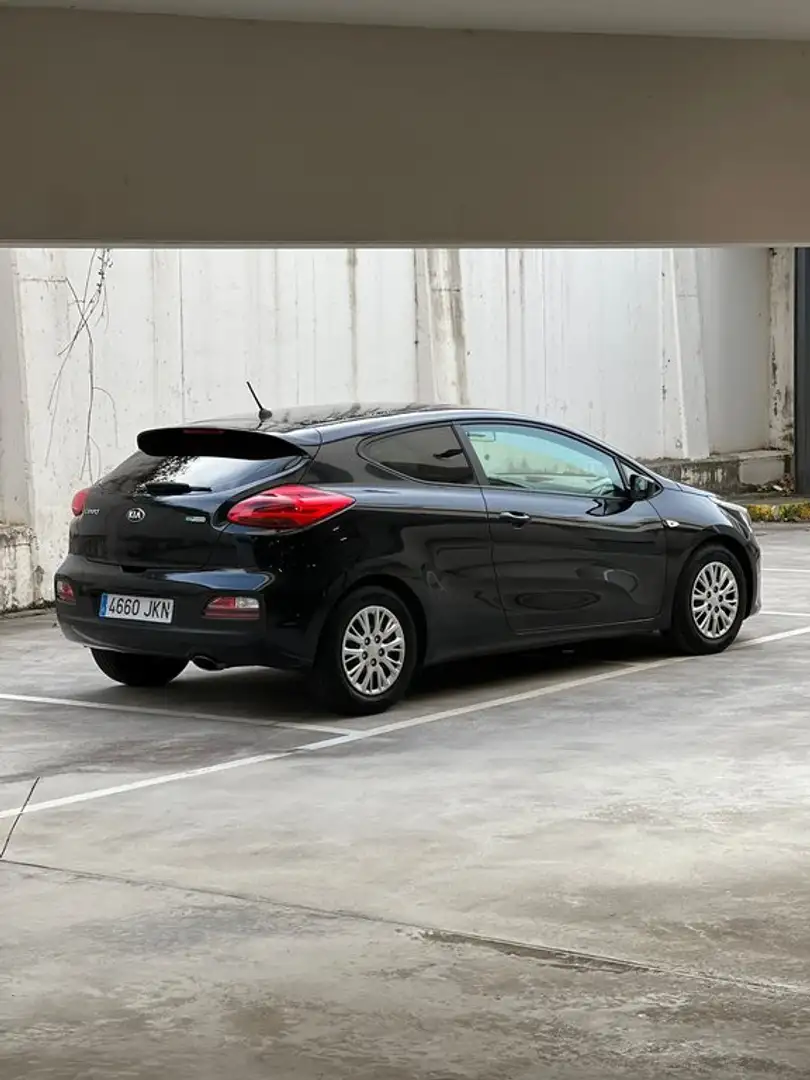 Kia Ceed / cee'd 1.0 T-GDi 100CV Concept Eco-Dynamics Negro - 2