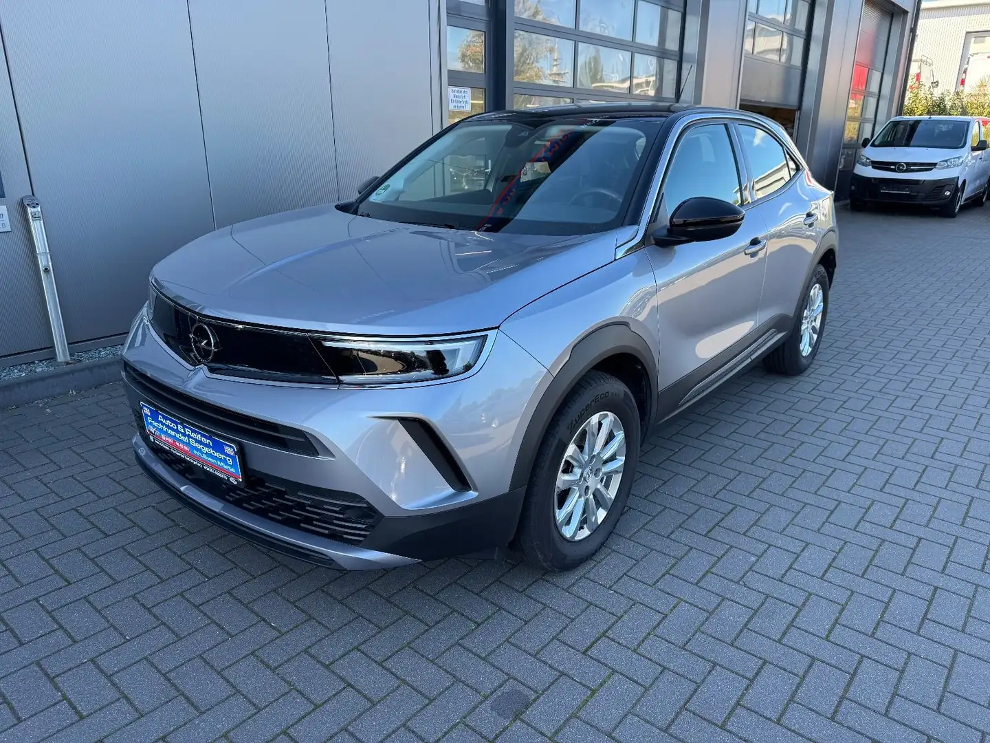 Opel Mokka 1.2 Edition*LED*KAMERA*NAVI Zilver - 1