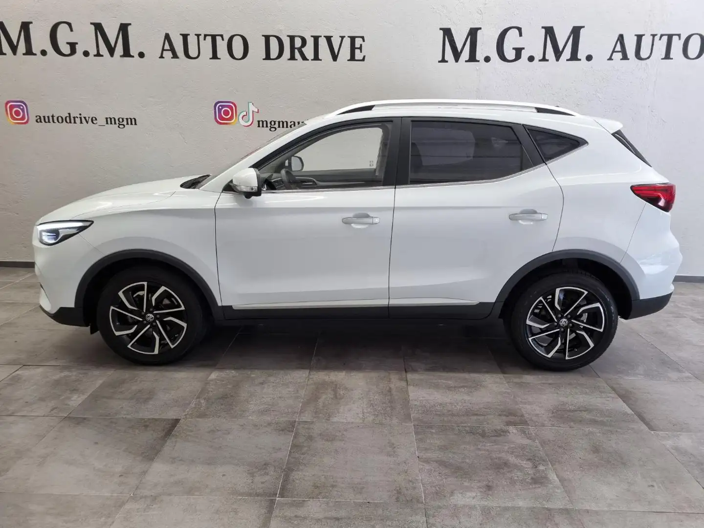 MG ZS 1.5 VTi-tech Luxury Bianco - 2