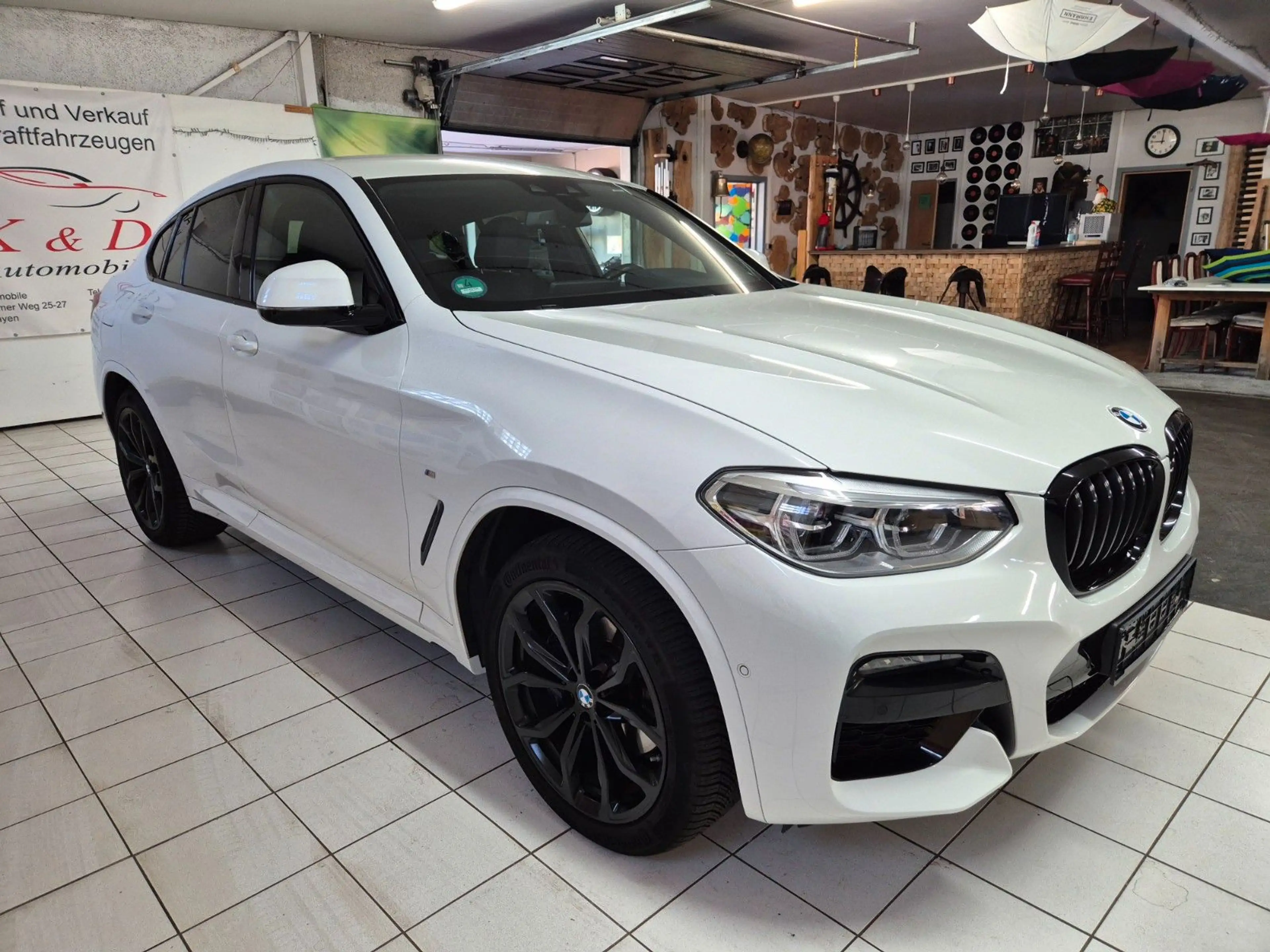 BMW X4 xDrive 30 d M Sport — photo 12