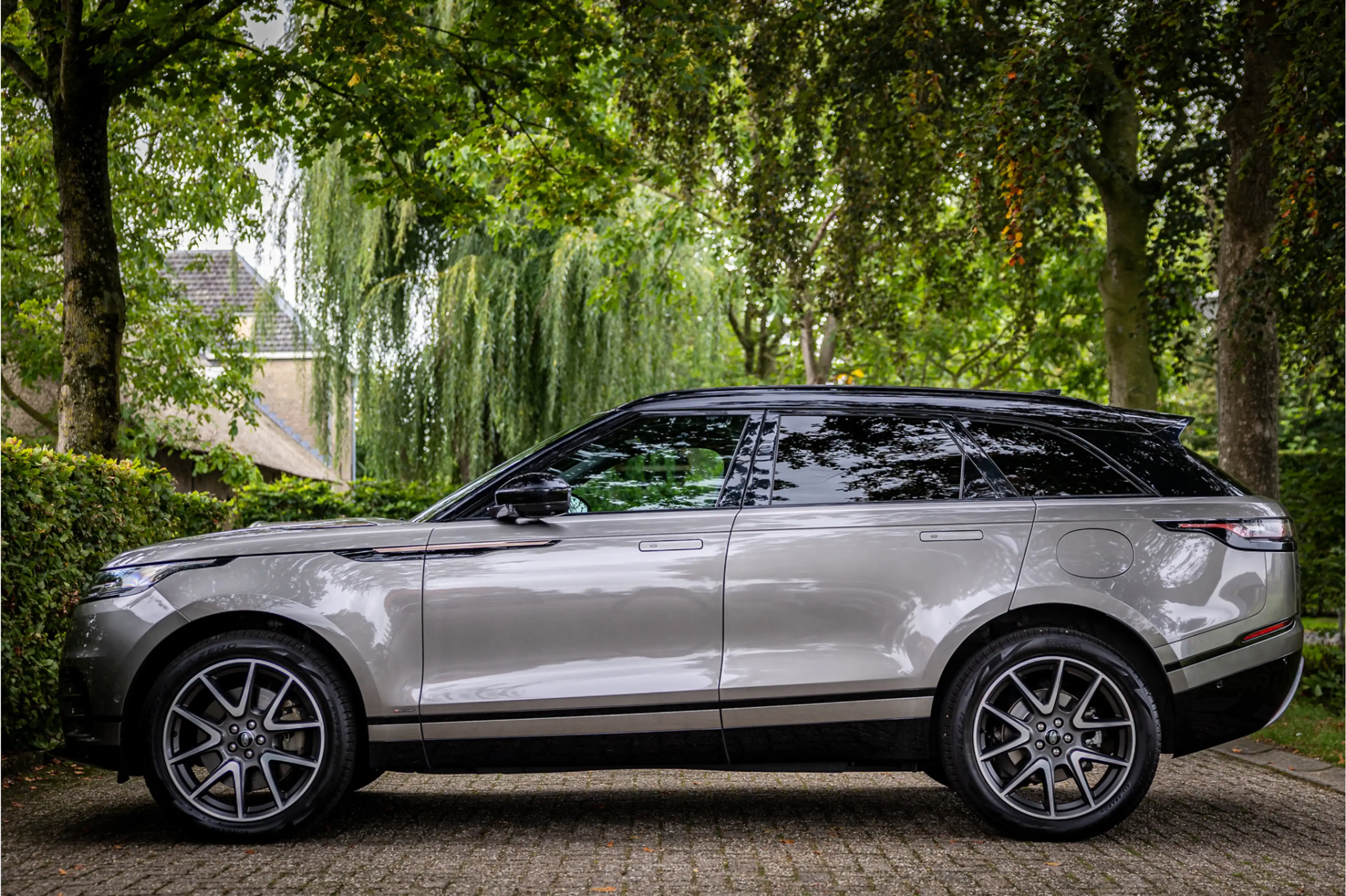 Land Rover Range Rover Velar 2.0 P400e R-Dynamic HSE Massage Stoelventilatie HU — photo 3
