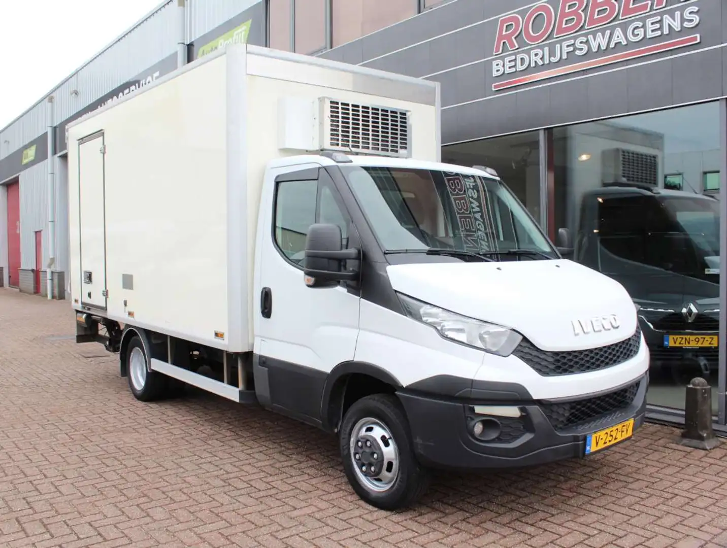 Iveco Daily 35C16 2.3 375 Bakwagen Aut. Koelwagen Vrieswagen D Wit - 1