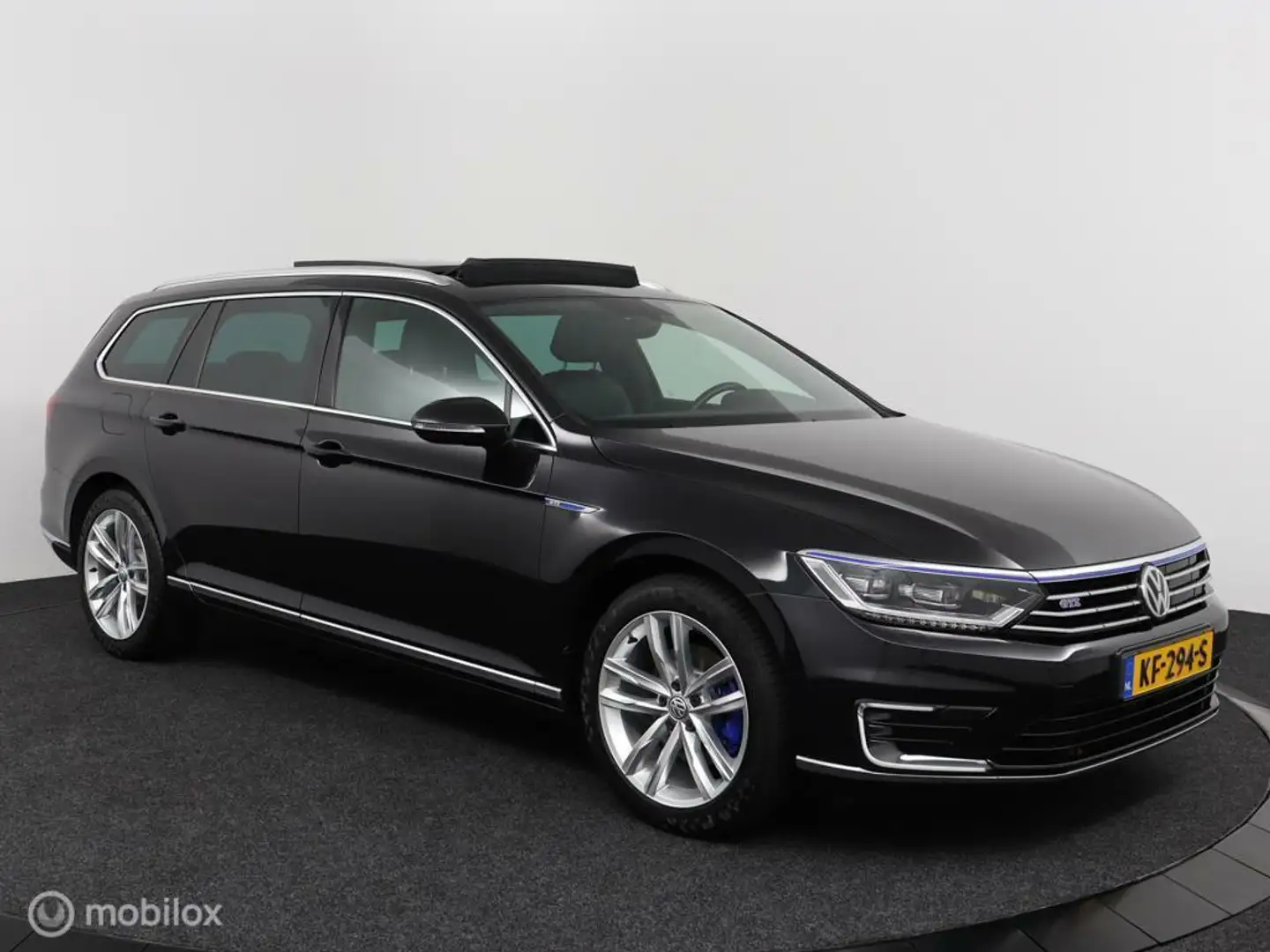 Volkswagen Passat Variant GTE 1.4 TSI 204PK DSG Highline Plug-In Hybrid | MA Чорний - 2