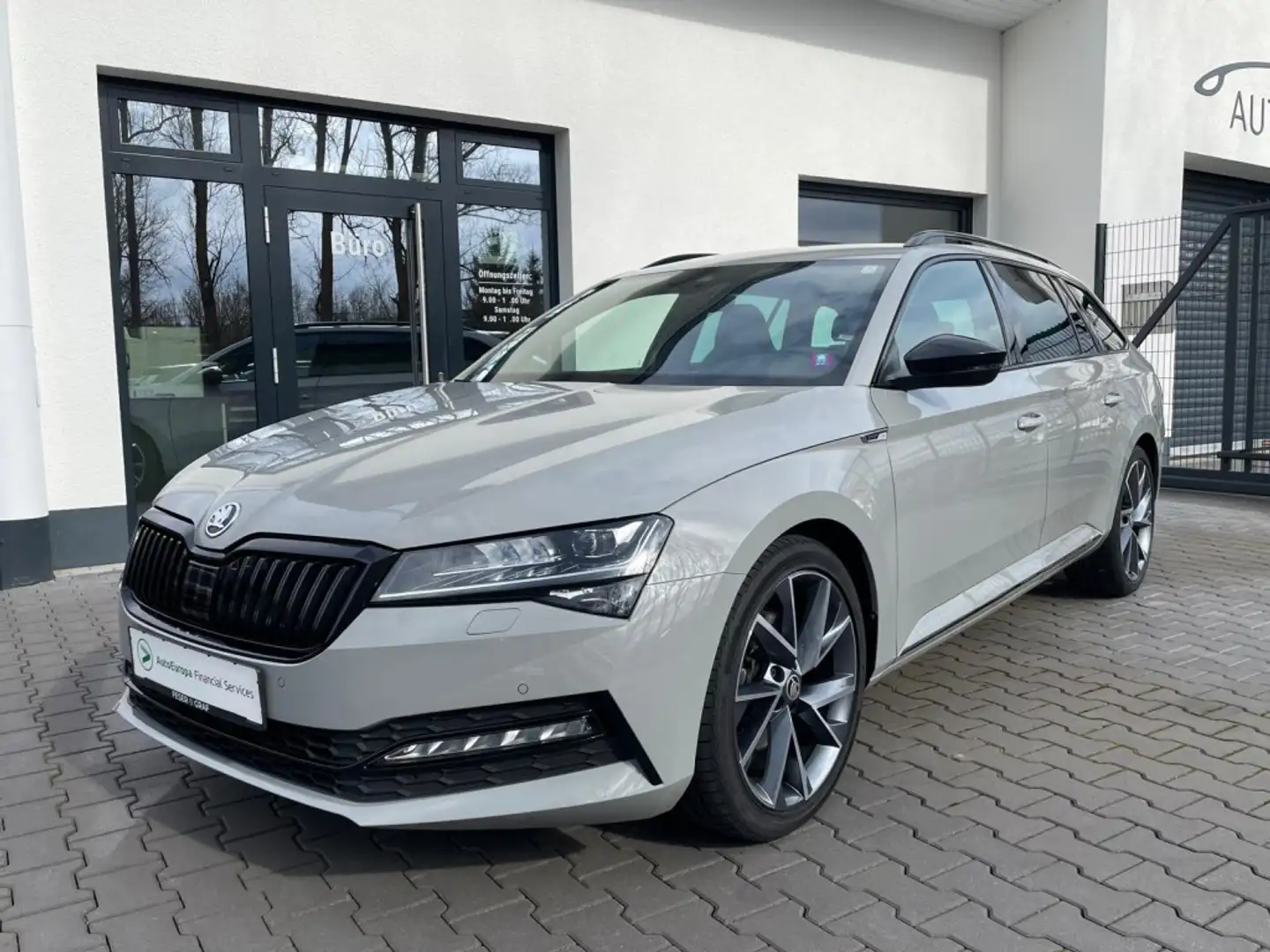 Skoda Superb Sportline Navi- DCC- LED- Stahlgrau Grigio - 1