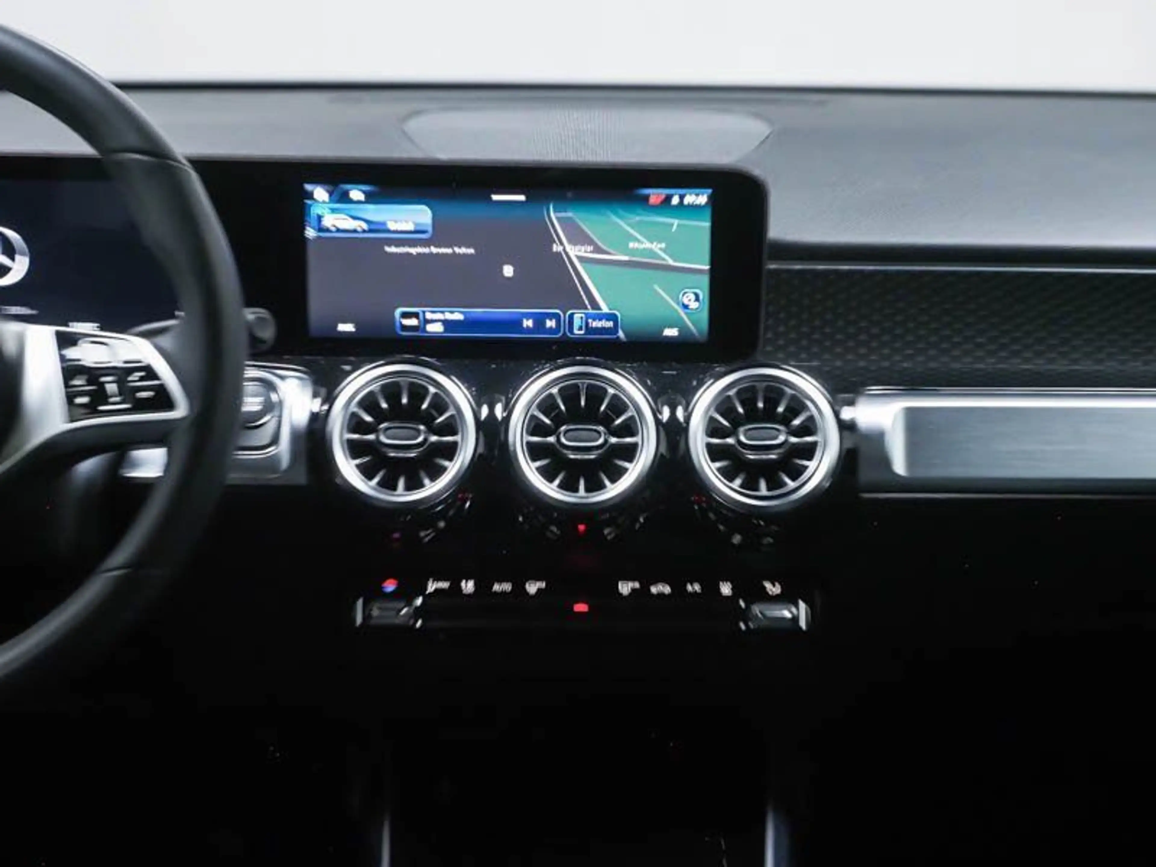 Mercedes-Benz EQB 250 PROGR-ADVANCED MEMORY FAP KAMERA WINTER — photo 7